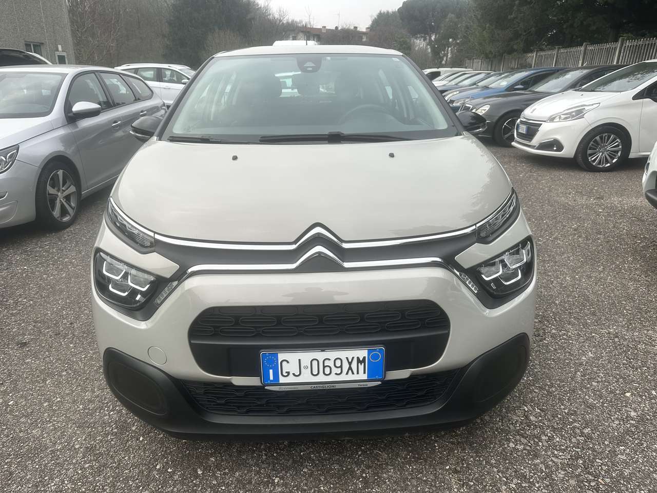 Citroen C3 1.2 puretech Shine s&s 83cv neopatentati my18