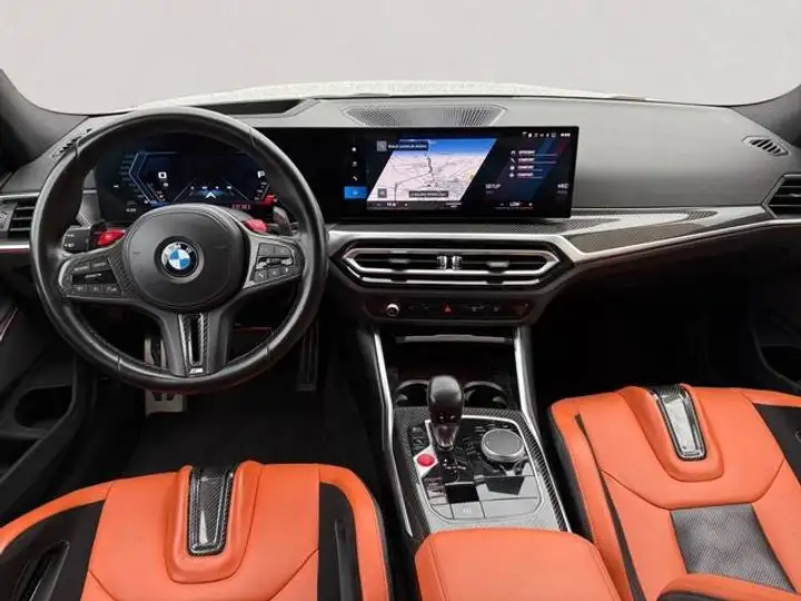 BMW M3 2023, foto 18