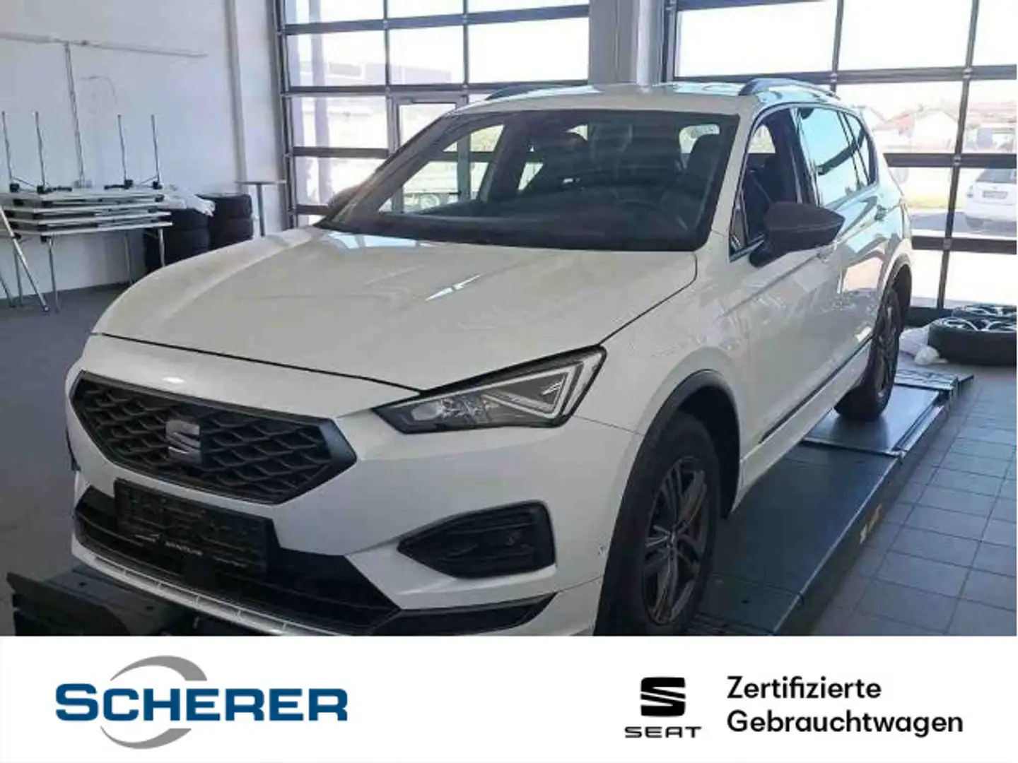 SEAT Tarraco FR 2.0 TDI DSG 4Drive LED NAVI AHK RFK Weiß - 1