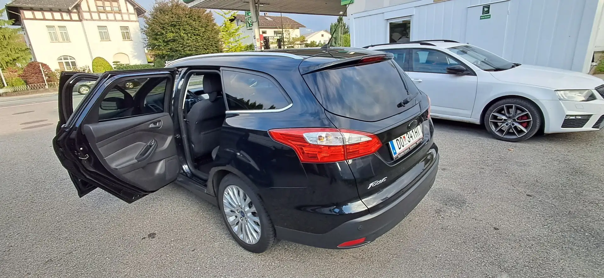 Ford Focus Traveller Titanium 1,6 EcoBoost - 1