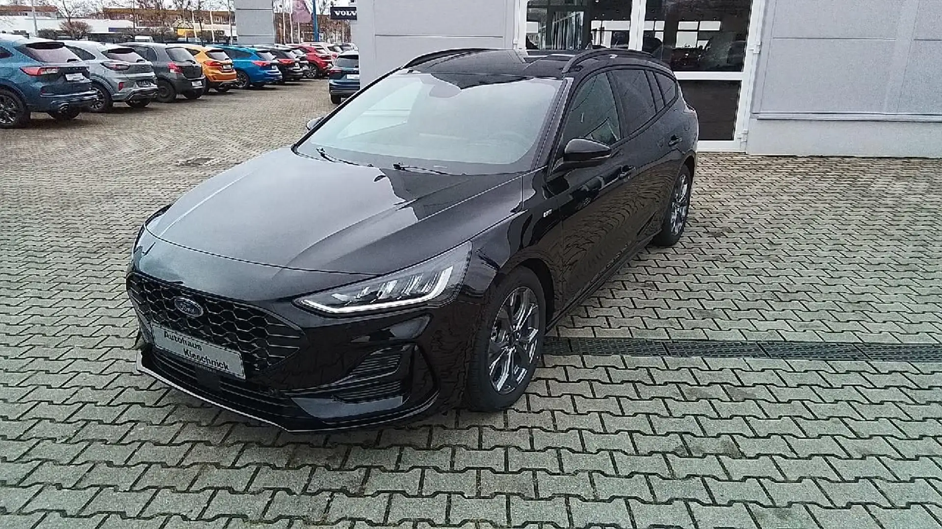 Ford Focus Turnier ST-Line Schwarz - 1