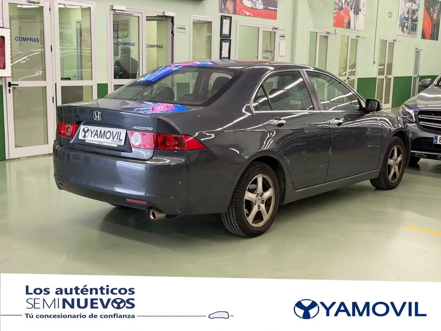 Honda Accord 2.0i-VTEC Sport Gris - 2
