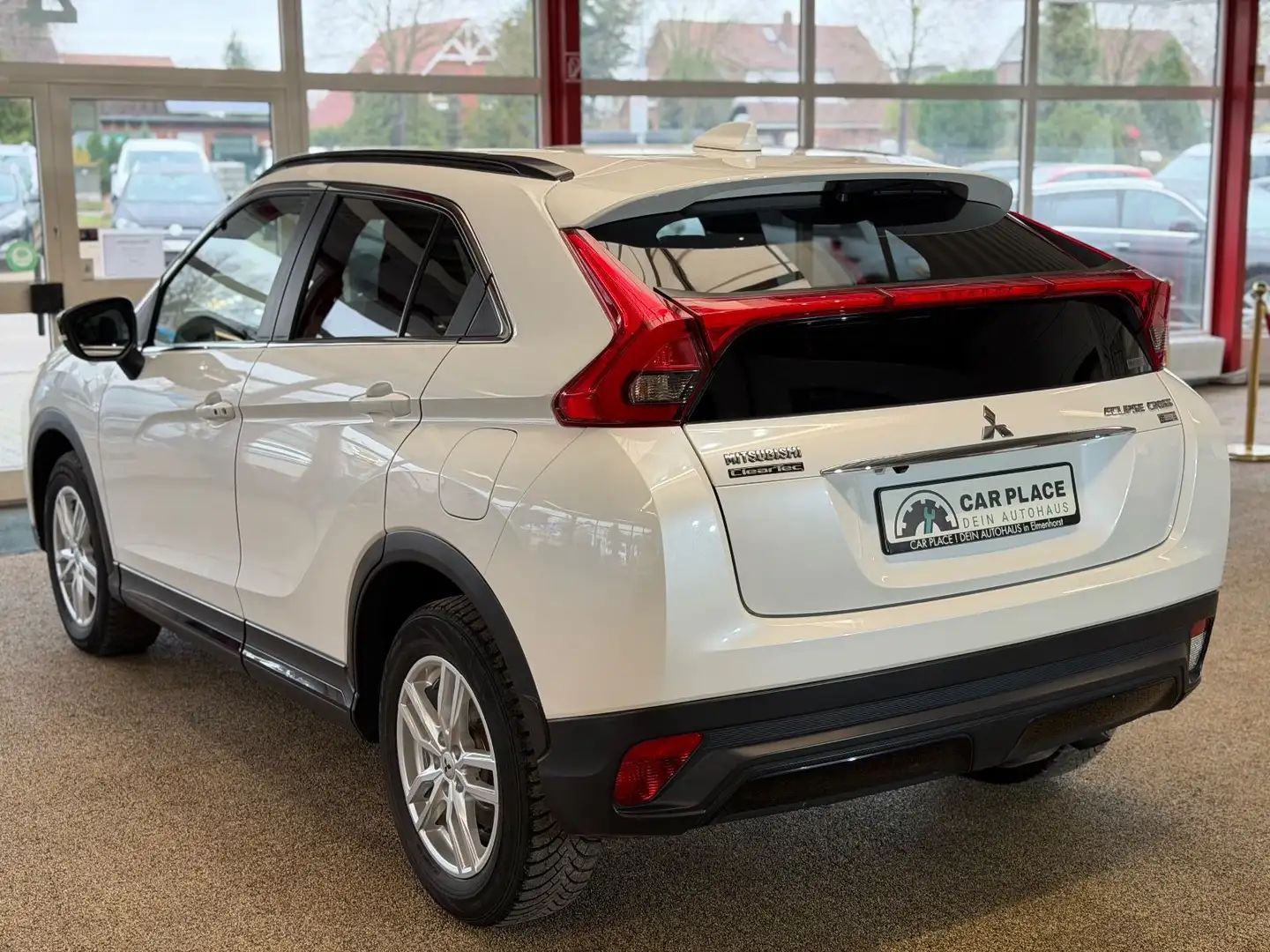 Mitsubishi Eclipse Cross Active+ 4WD Weiß - 2