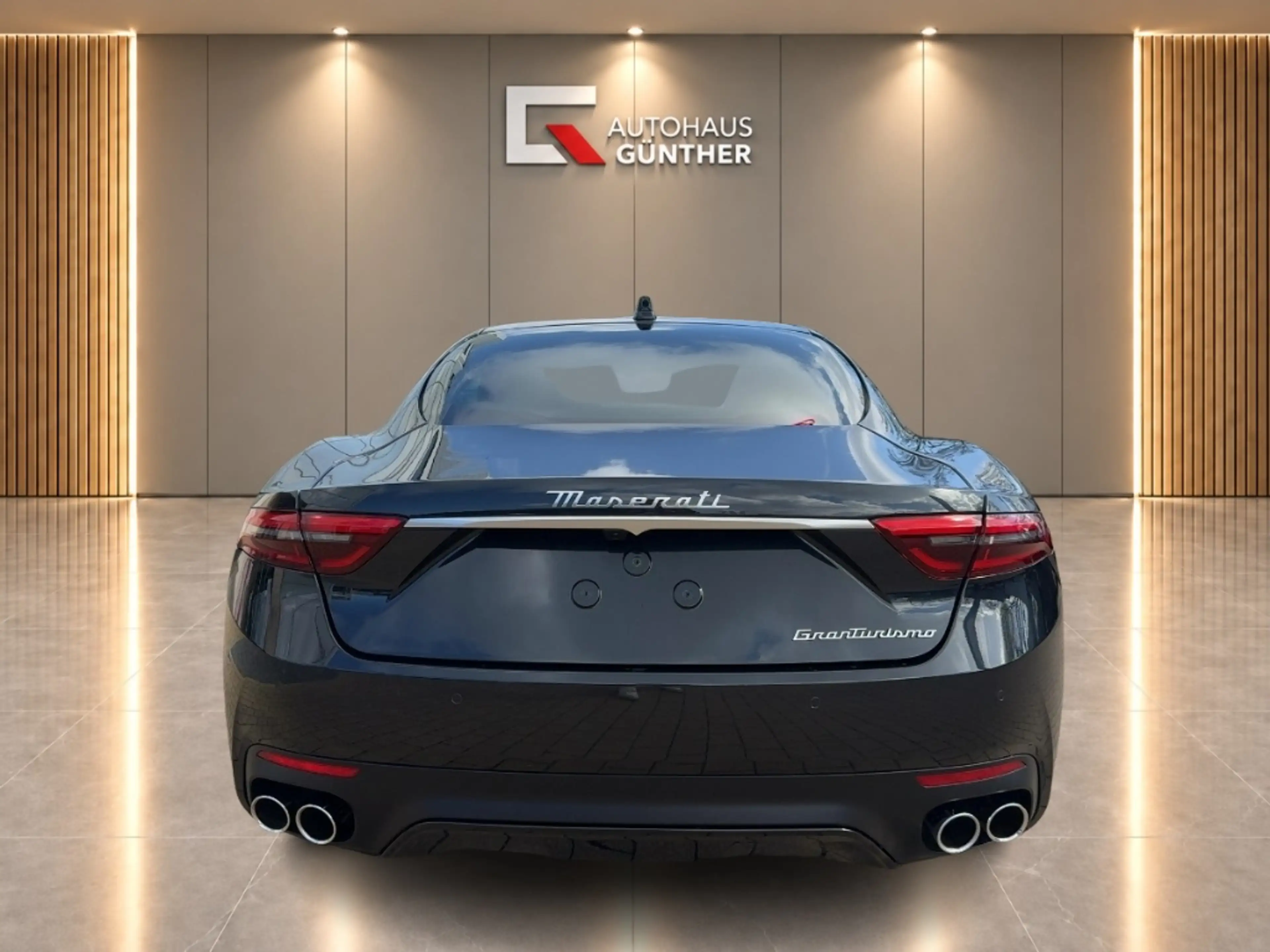 Maserati GranTurismo MODENA MY26 V6 AWD Carbon/Black/LED/360 — photo 3