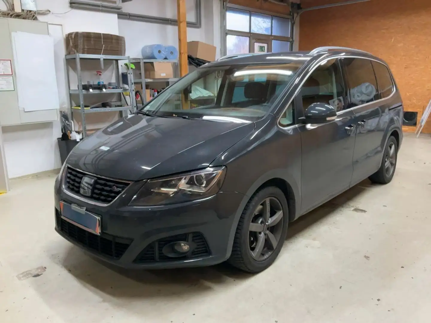 SEAT Alhambra FR-Line Allrad 7Sitz *STHZ*SHZ*AHK*NAV* Gris - 1