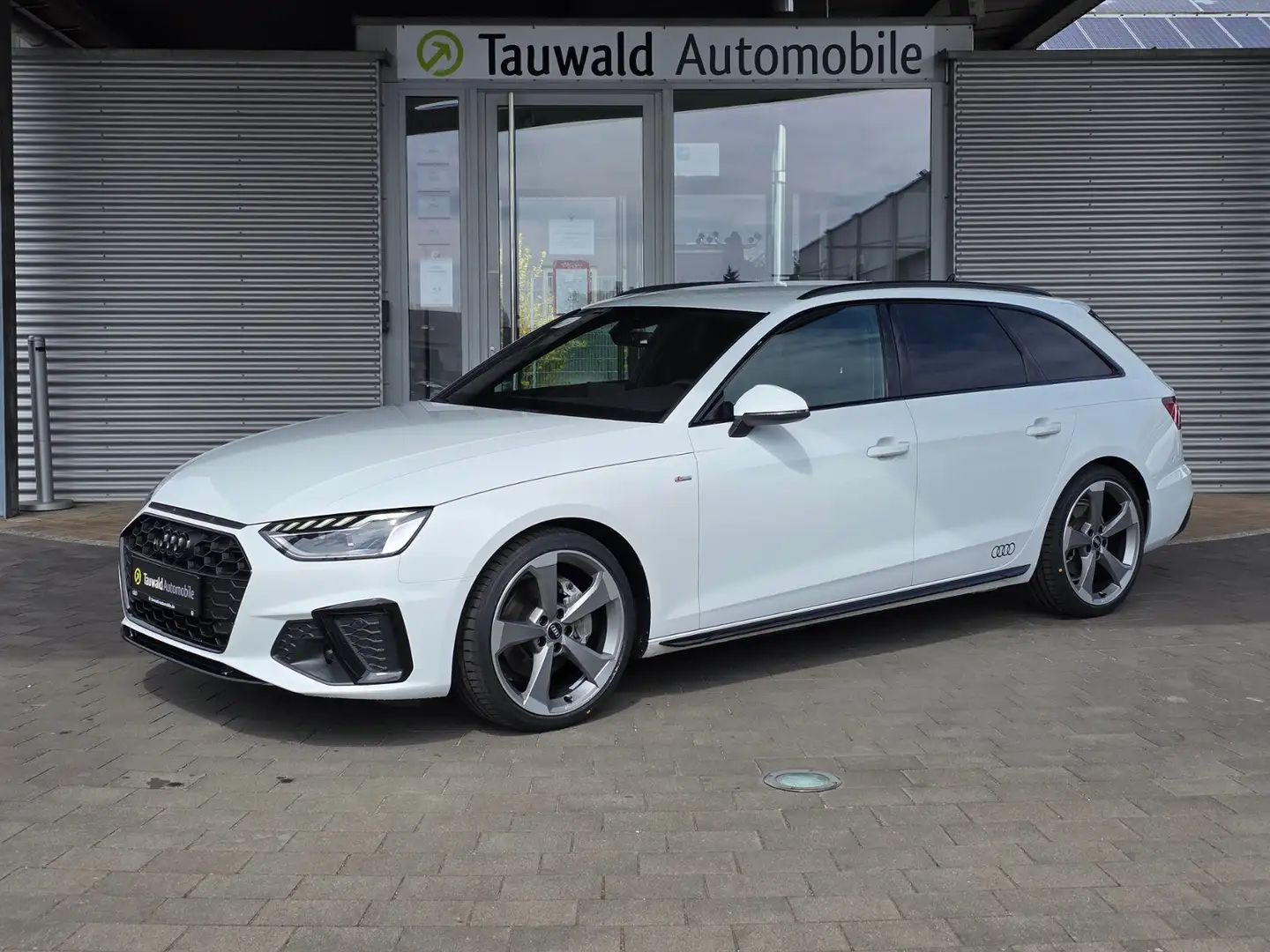 Audi A4 Avant 40 TFSI S-Tronic S-Line Competition MMI/VCP Blanc - 2