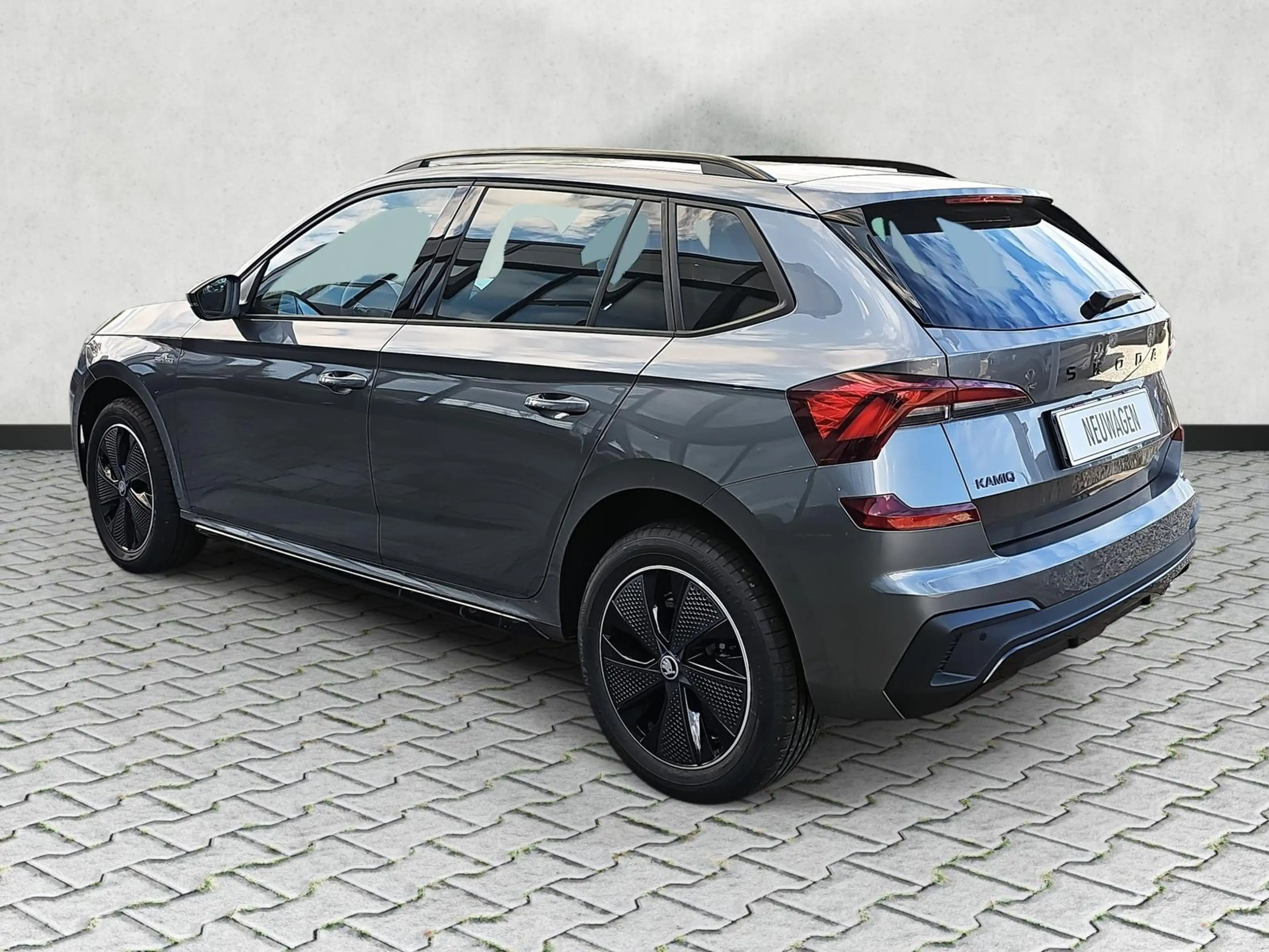 Skoda Kamiq 1.5 TSI DSG Monte Carlo Matrix Nav AHK 5JG — photo 6
