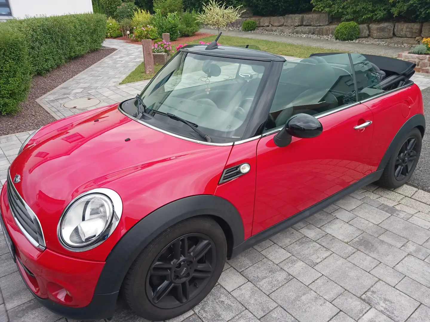 MINI One Cabrio - 2