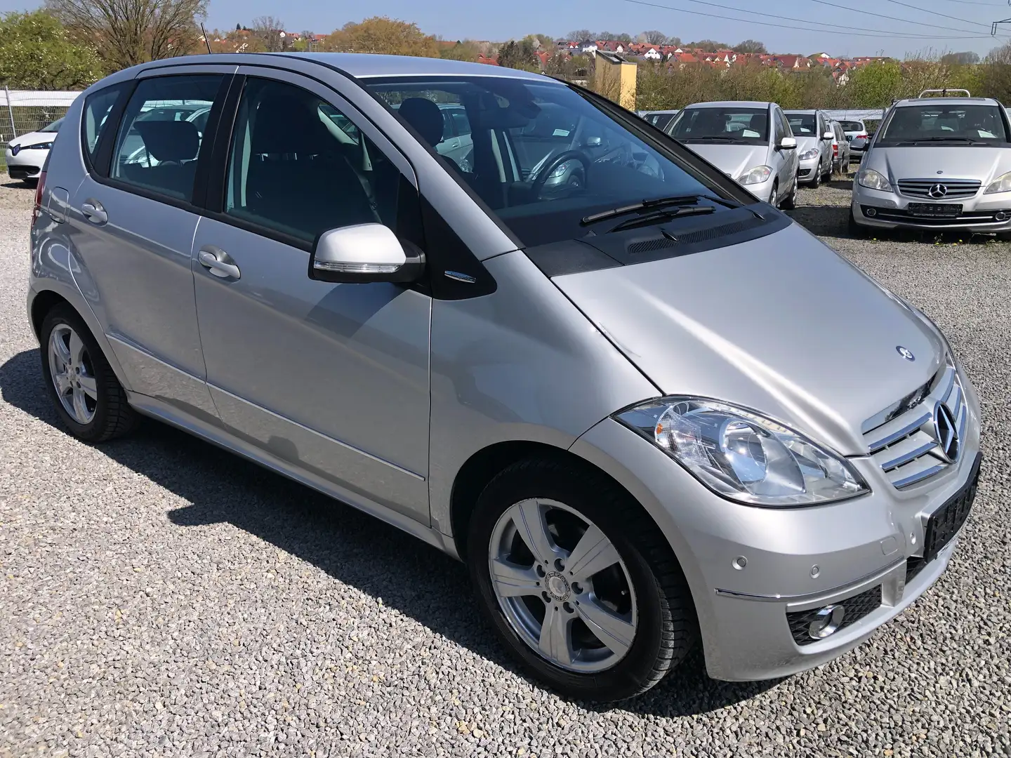 Mercedes-Benz A 200 Autotronic Avantgarde*Park-Assistent*1.Hand* Silber - 2