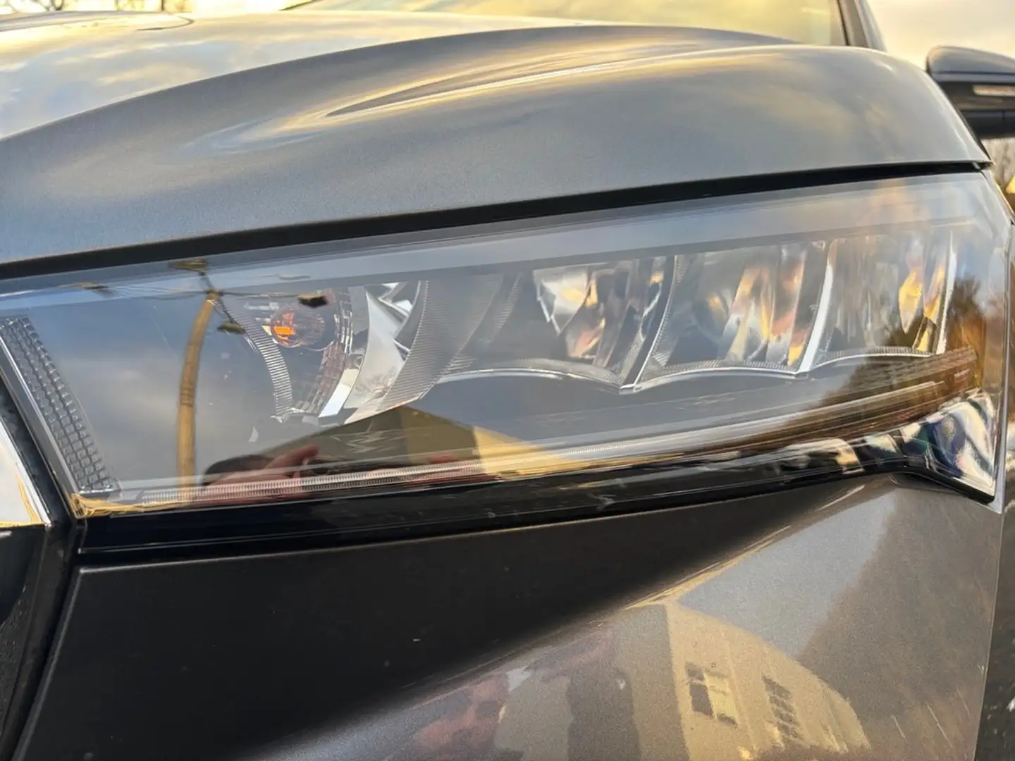 Skoda Enyaq Coupé 85 Clever, AHK Grau - 2