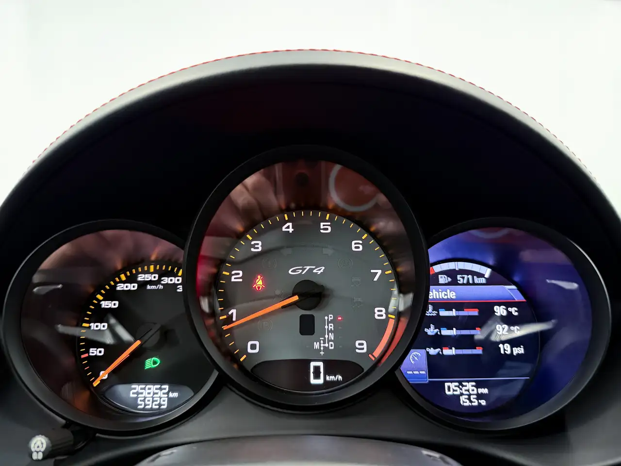 Porsche 718 Cayman снимка Porsche 718 Cayman