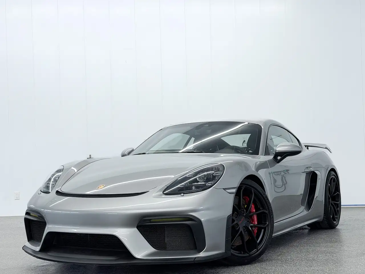 Porsche 718 Cayman снимка Porsche 718 Cayman