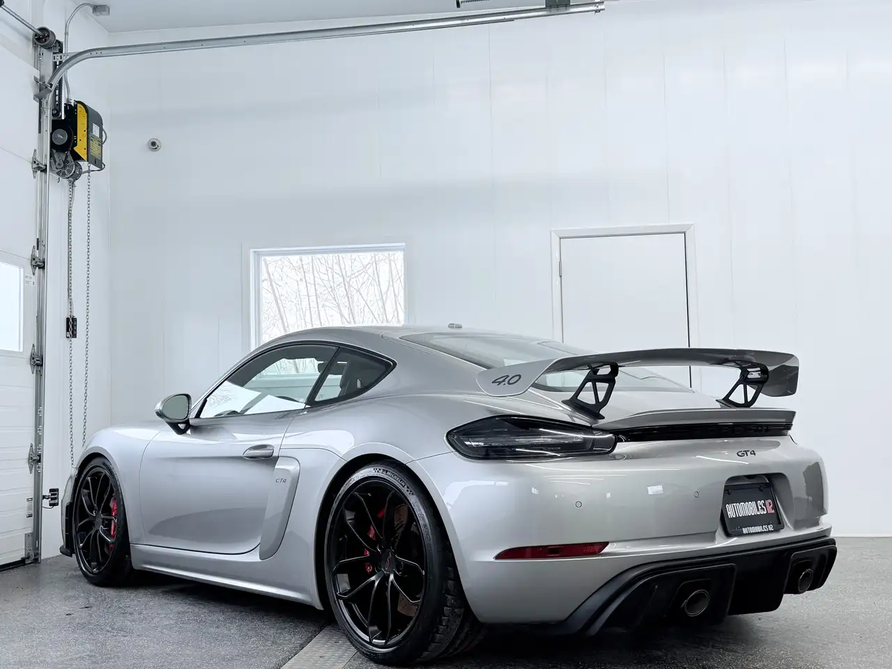 Porsche 718 Cayman снимка Porsche 718 Cayman