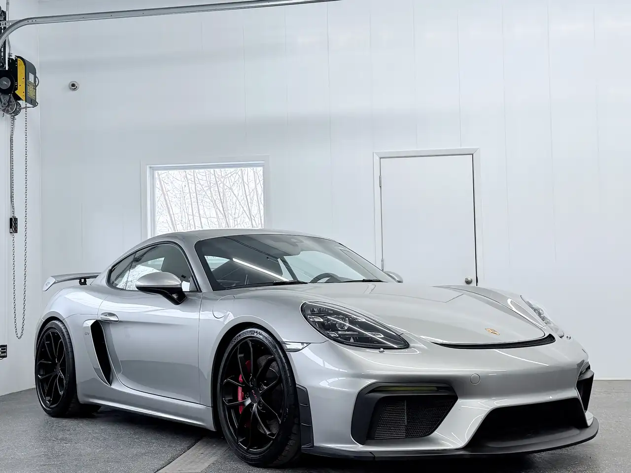 Porsche 718 Cayman снимка Porsche 718 Cayman
