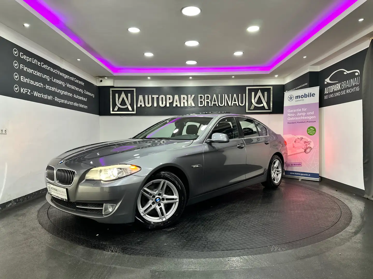 BMW 520 d F10 Lim. Aut. *SCHIEBEDACH'XENON*AHK* Grijs - 1