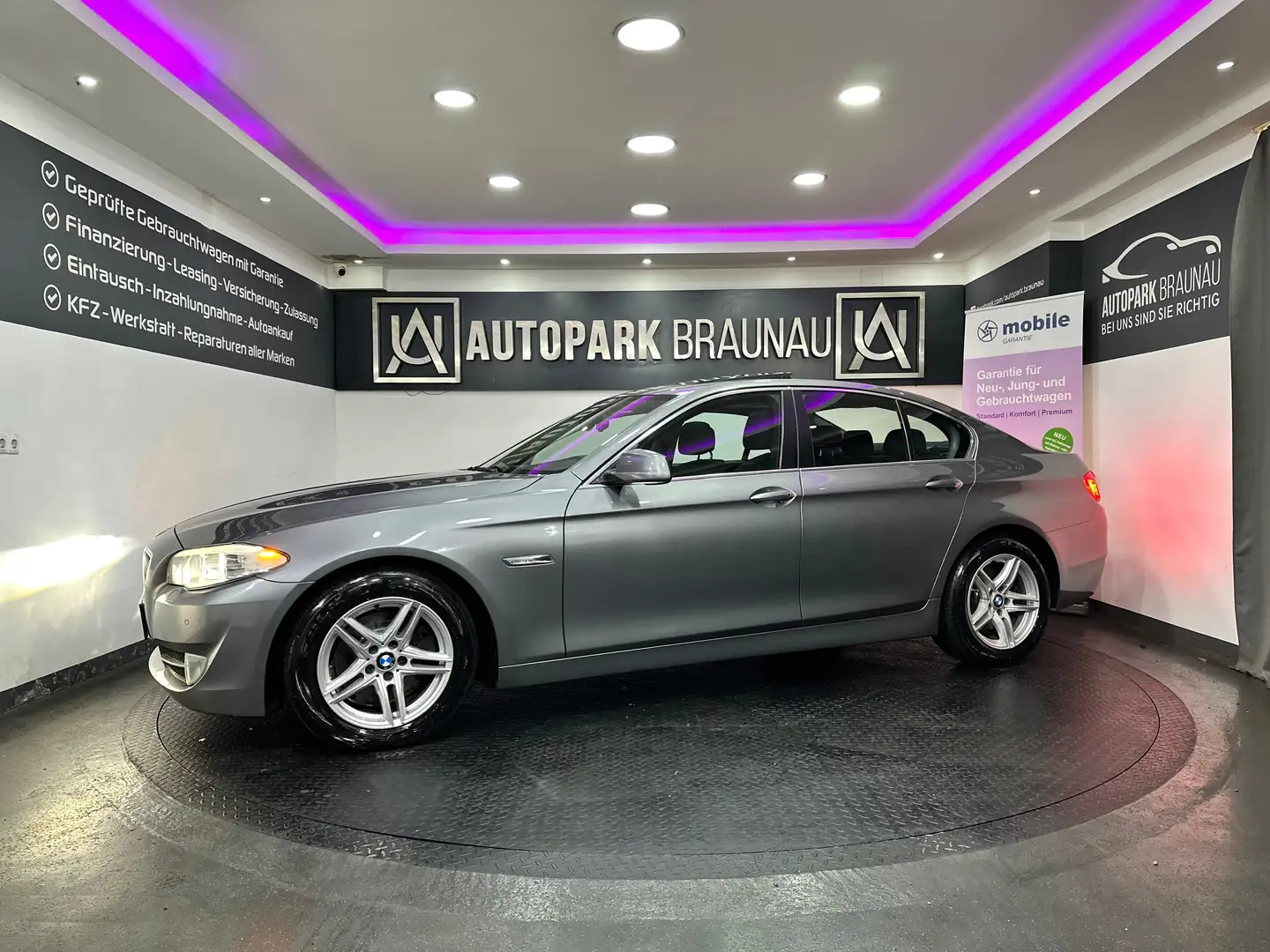 BMW 520 d F10 Lim. Aut. *SCHIEBEDACH'XENON*AHK* Grijs - 2