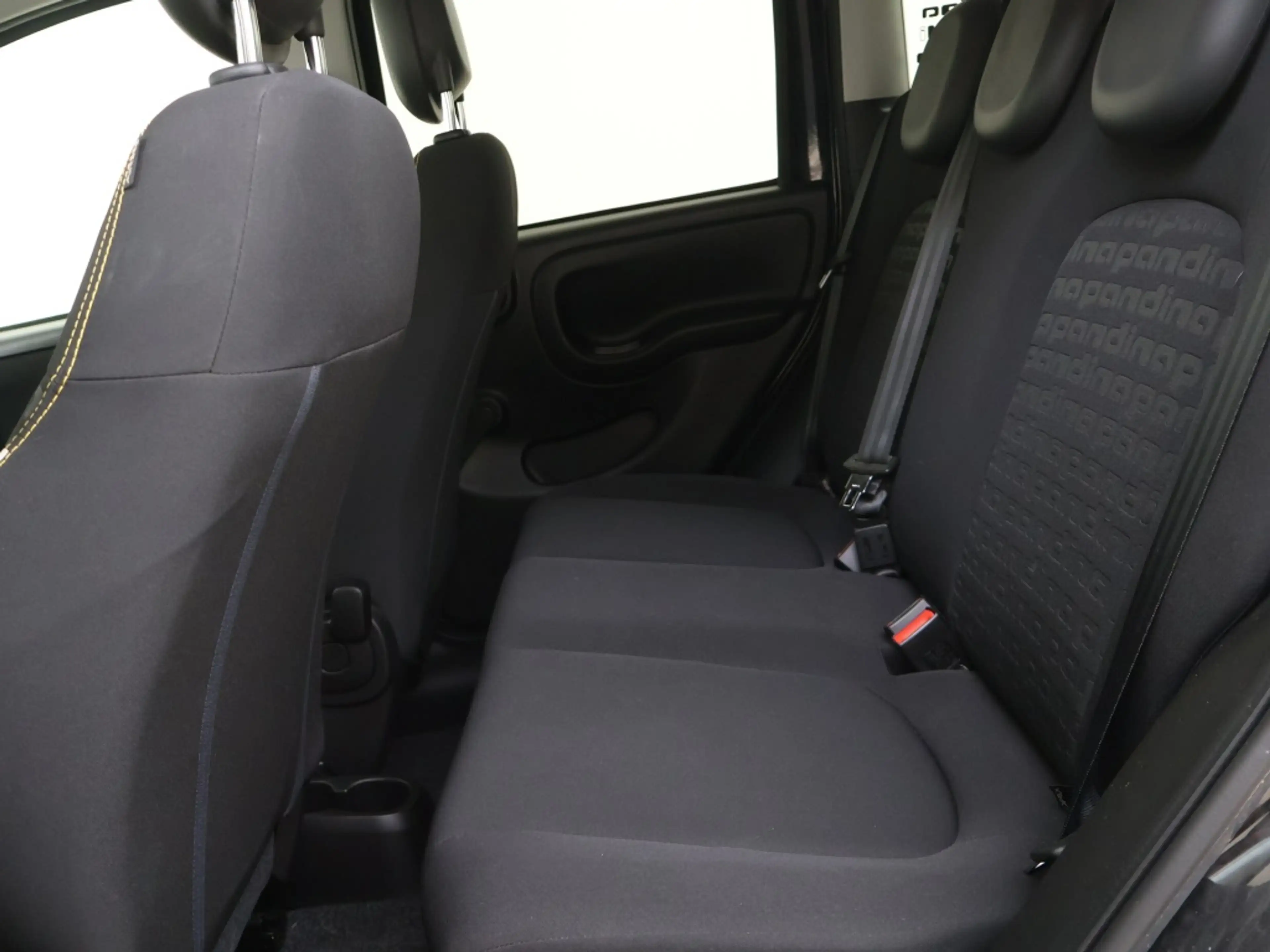 Fiat Panda 1.0 Hybrid Cross — photo 5