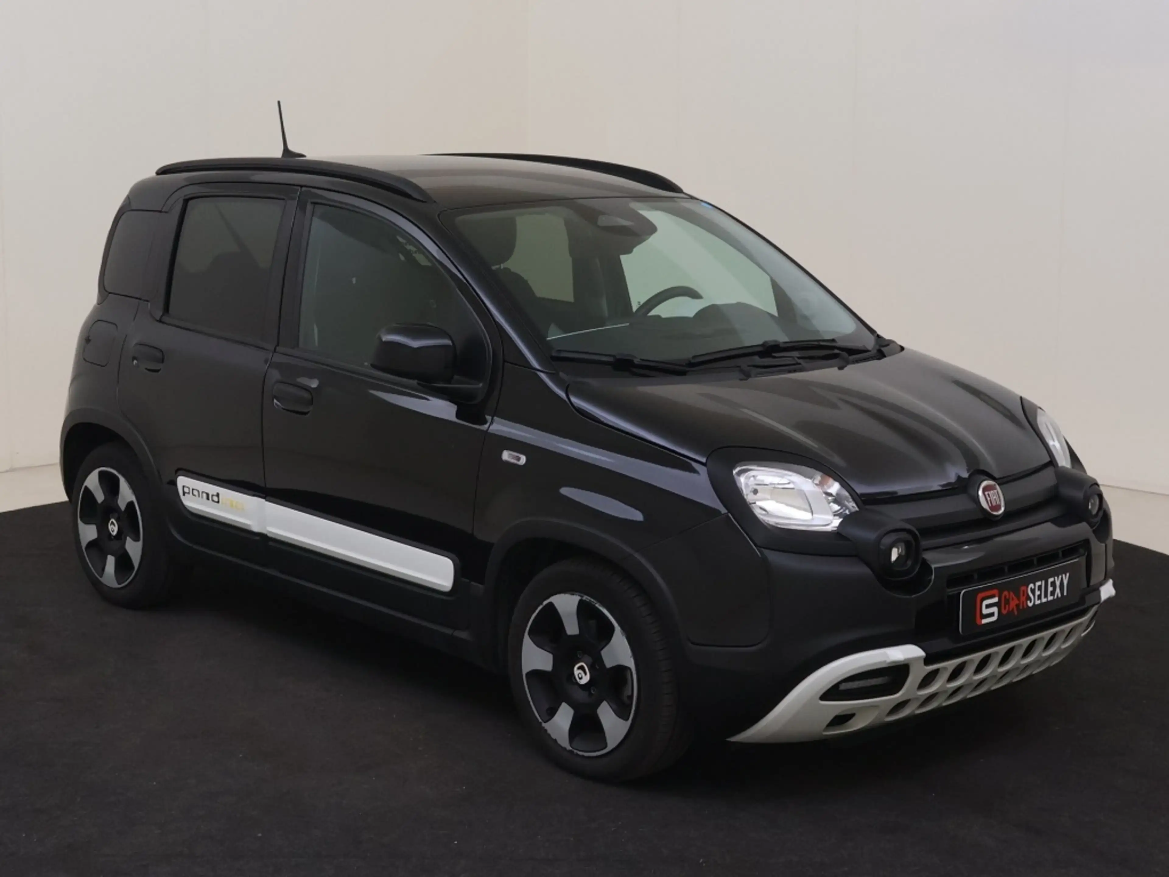 Fiat Panda 1.0 Hybrid Cross — photo 12