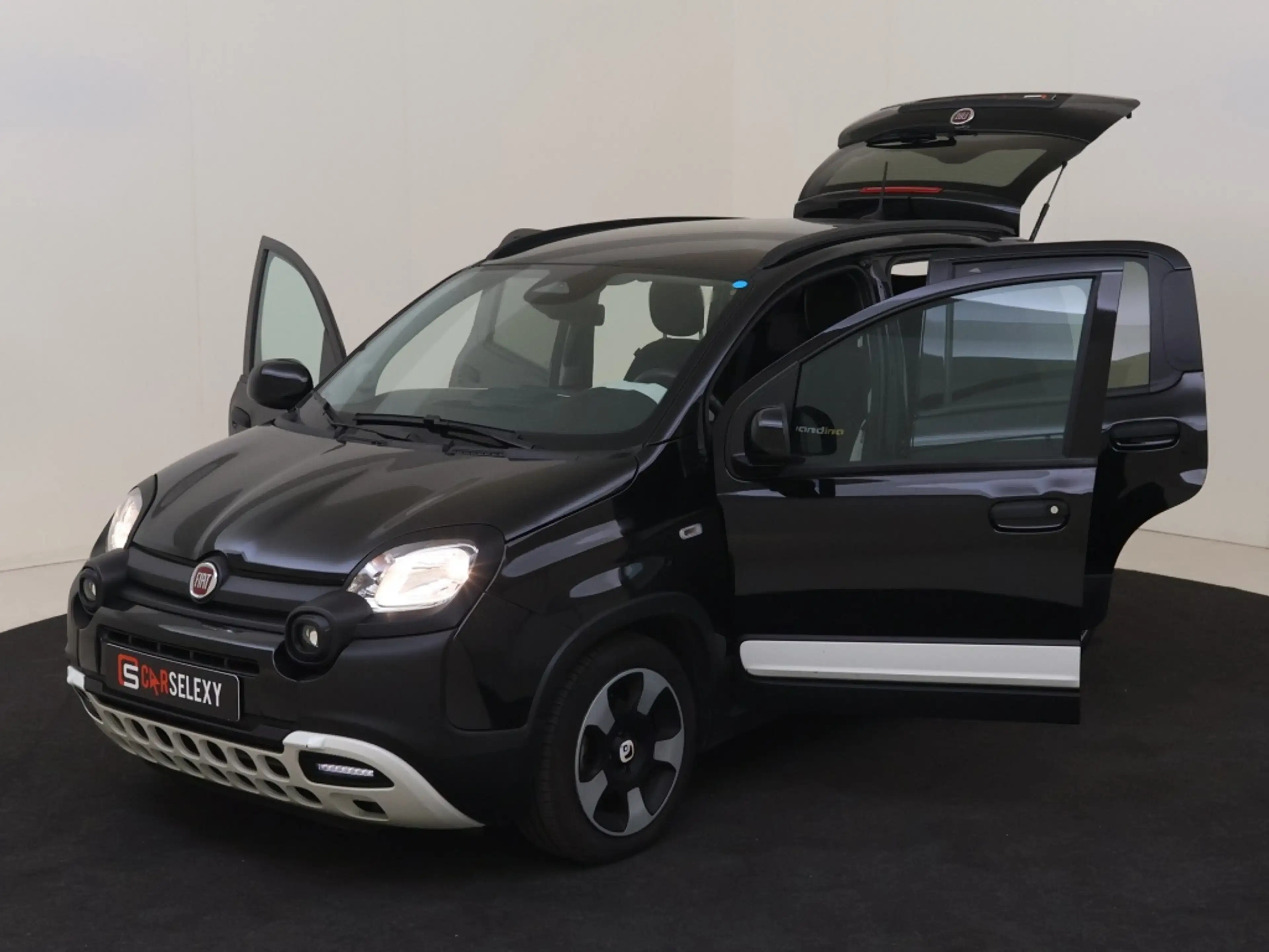 Fiat Panda 1.0 Hybrid Cross — photo 14