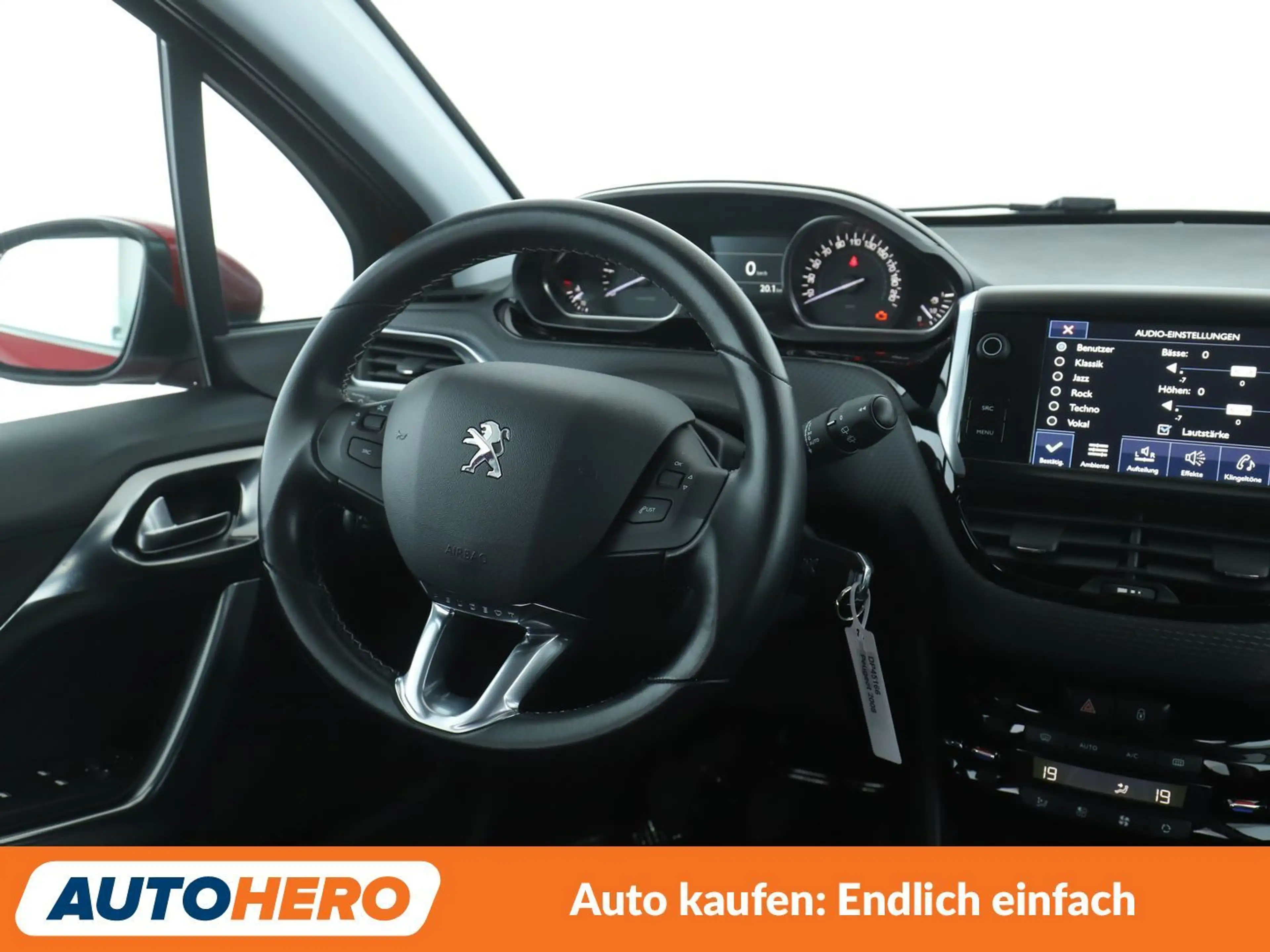 Peugeot 2008 1.2 PureTech Allure *NAVI*TEMPO*CAM*PDC*SHZ* — photo 13