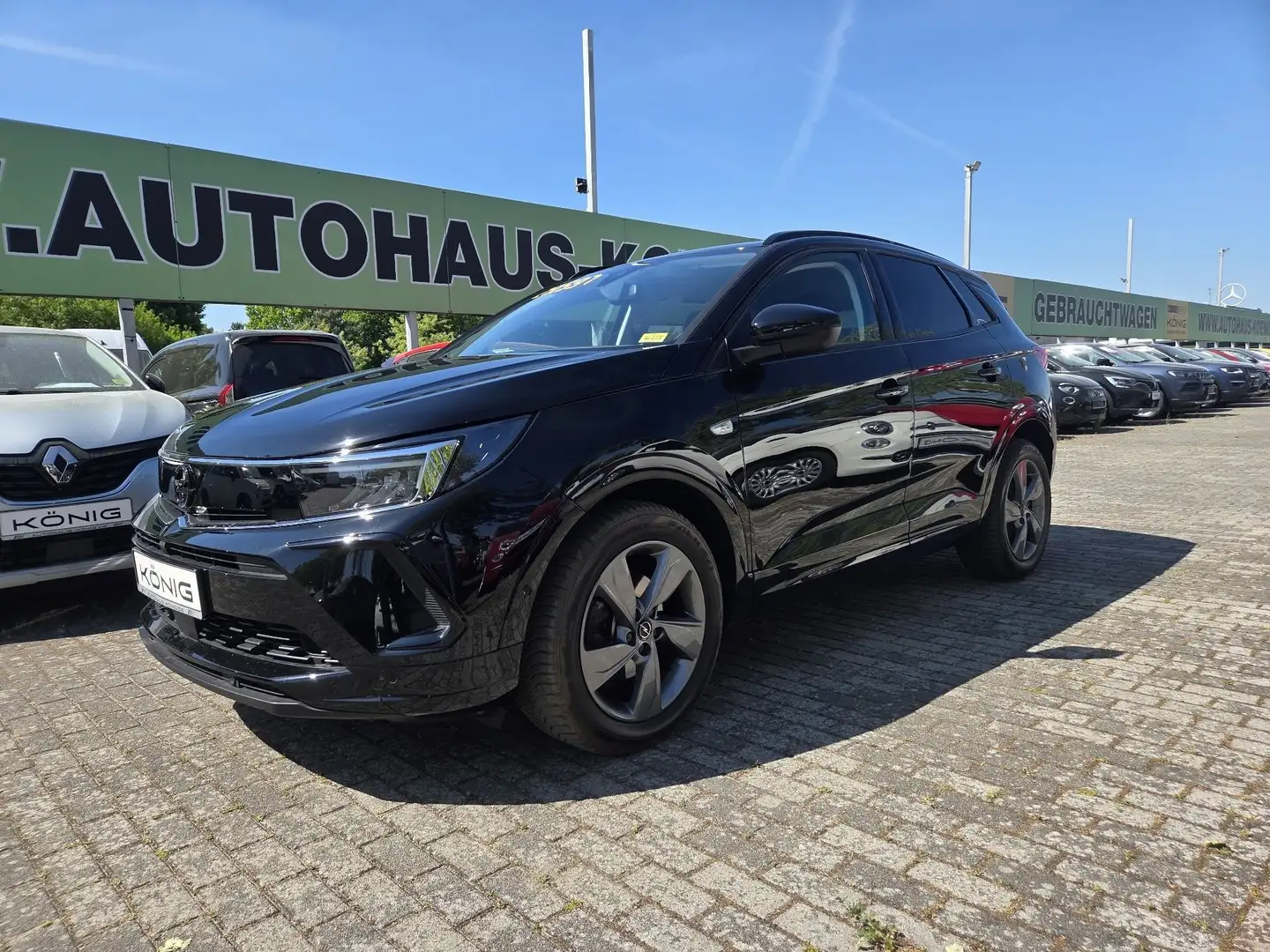 Opel Grandland X X GS 1.2T Alcantara Navi Zwart - 1