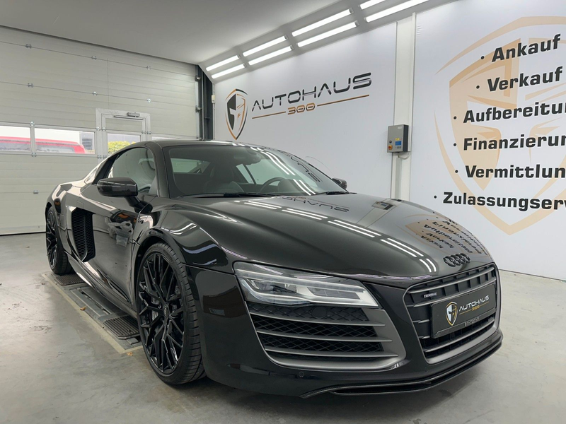 Audi R8 Coupe 5.2 FSI plus quattro V10 CARBON NAVI — photo 10