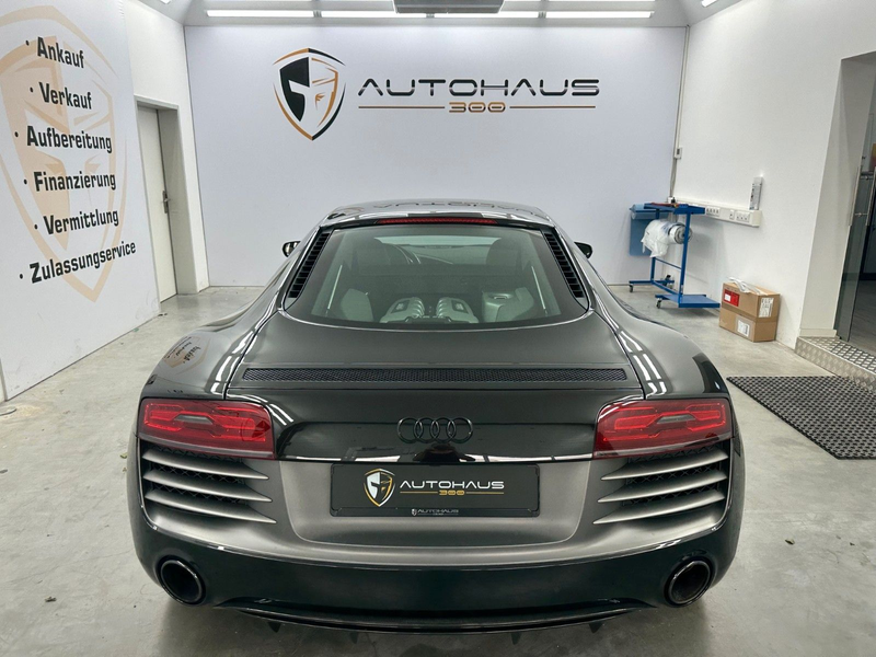 Audi R8 Coupe 5.2 FSI plus quattro V10 CARBON NAVI — photo 7