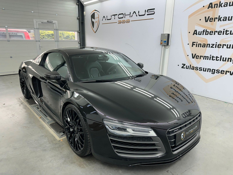 Audi R8 Coupe 5.2 FSI plus quattro V10 CARBON NAVI — photo 3