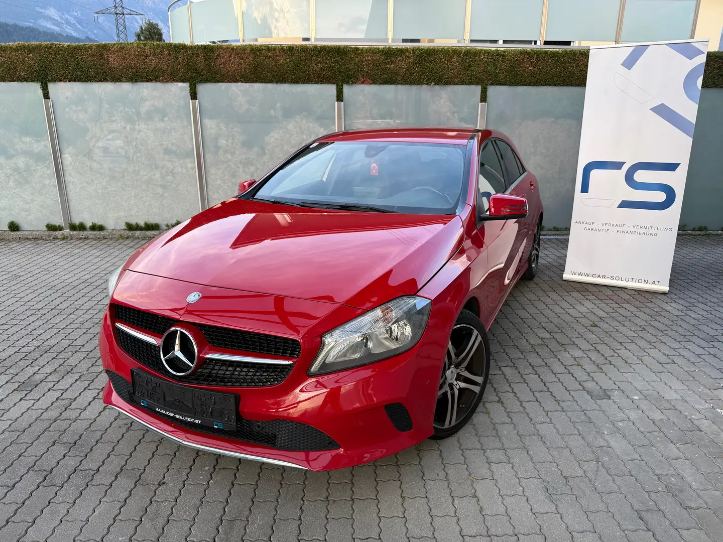 Mercedes-Benz A 180 A 180 CDI / d BlueEfficiency*NAVI*PDC*Rückf.*Sitzh.*Temp.* Rot - 1