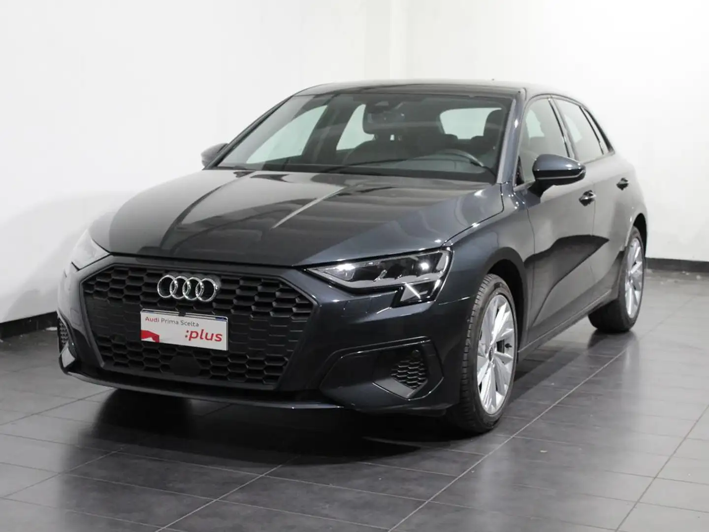 Audi A3 Sportback 35 2.0 tdi Business s-tronic Grigio - 1