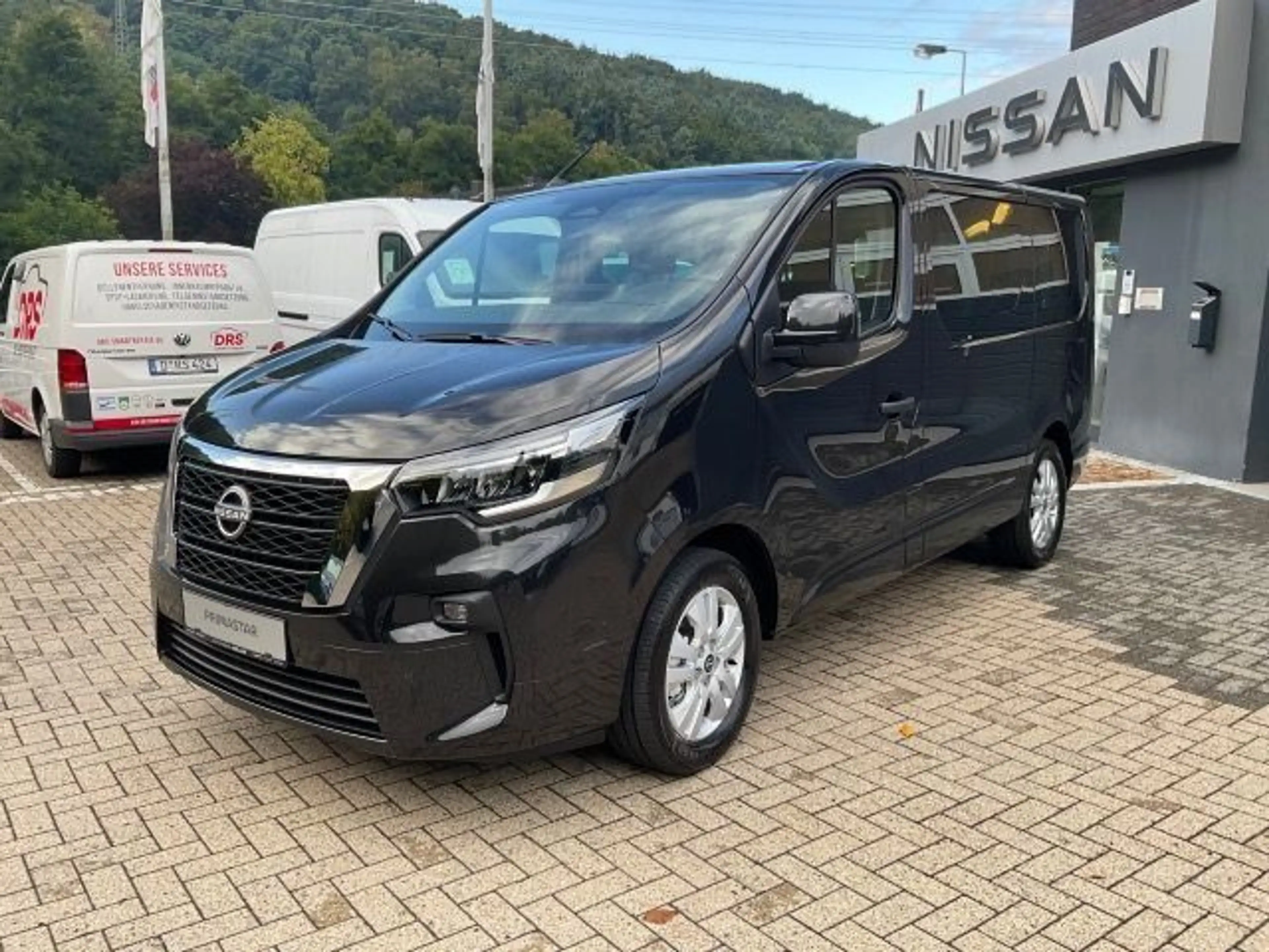 Nissan Primastar Kombi 170PS AT L1H1 2,8T Tekna HK BES+ — photo 4