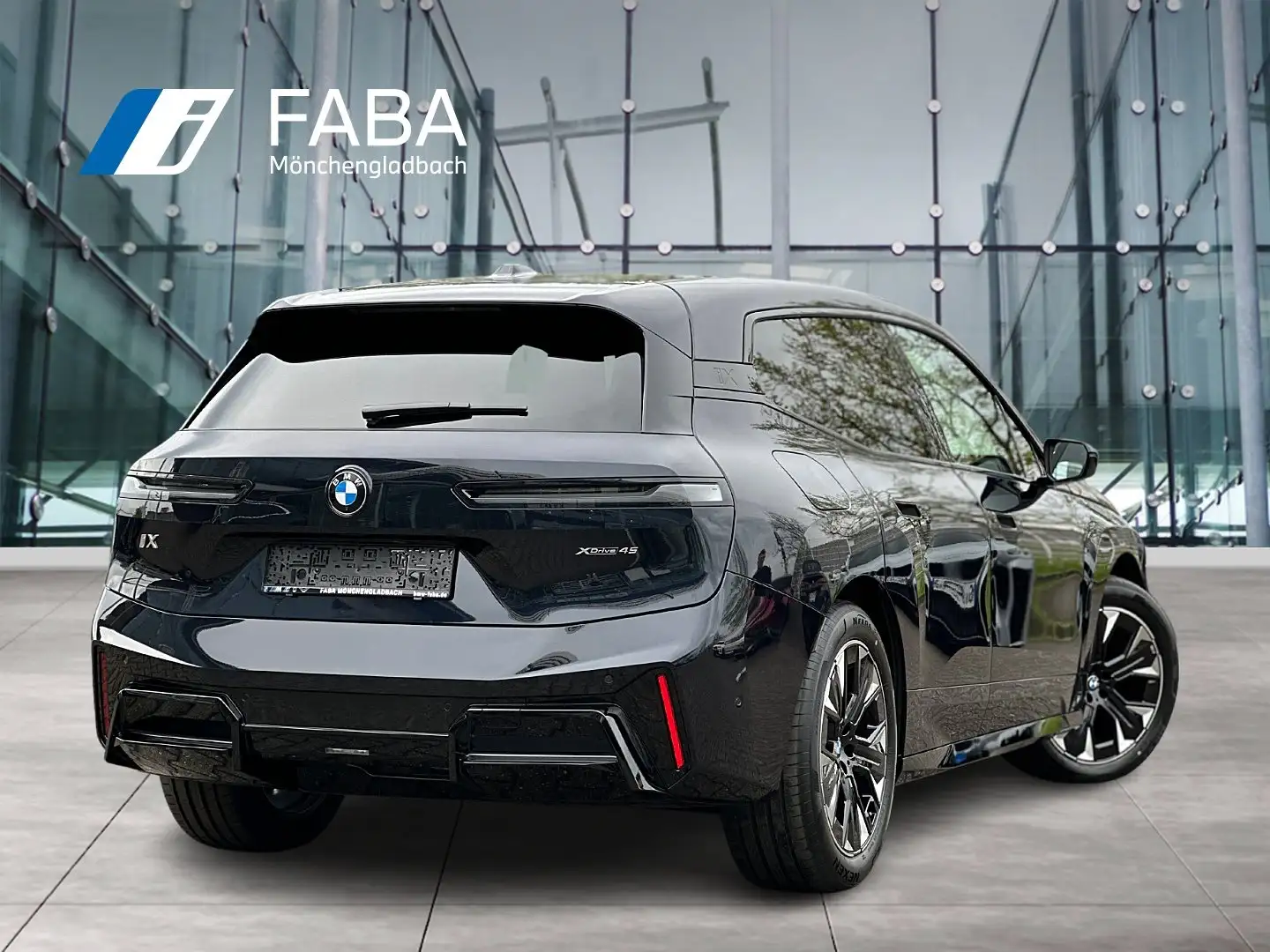 BMW iX xDrive45 M Sportpaket HK HiFi DAB LED RFK Schwarz - 2