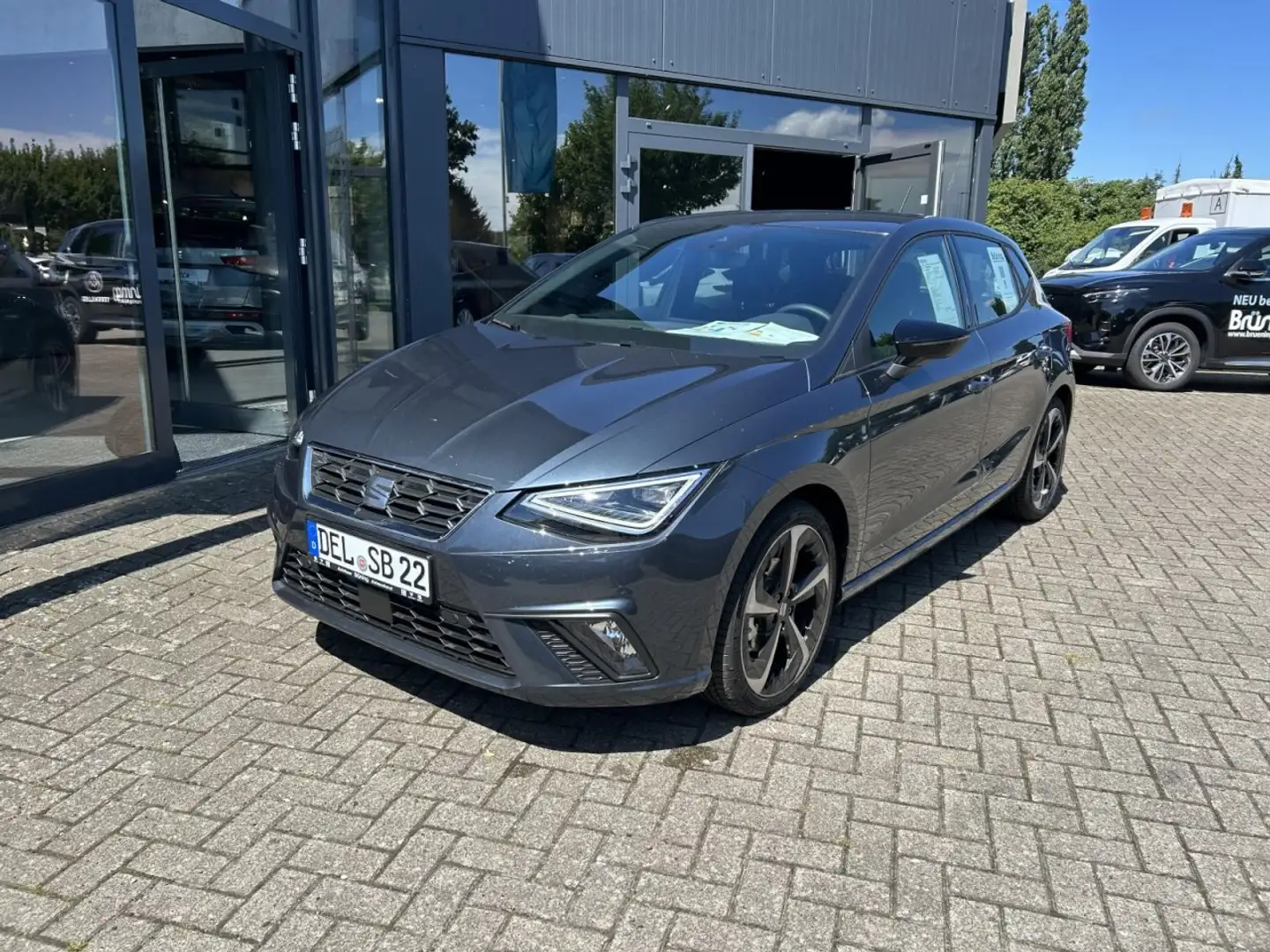 SEAT Ibiza FR 1,0 TSI /Navi/ Sitzheizung Klima Navi Grau - 2
