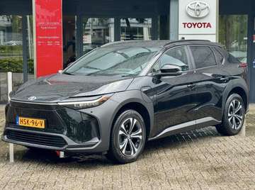 Dynamic 71 kWh EL- STOEL 360 CAMERA STOEL/STUURVER