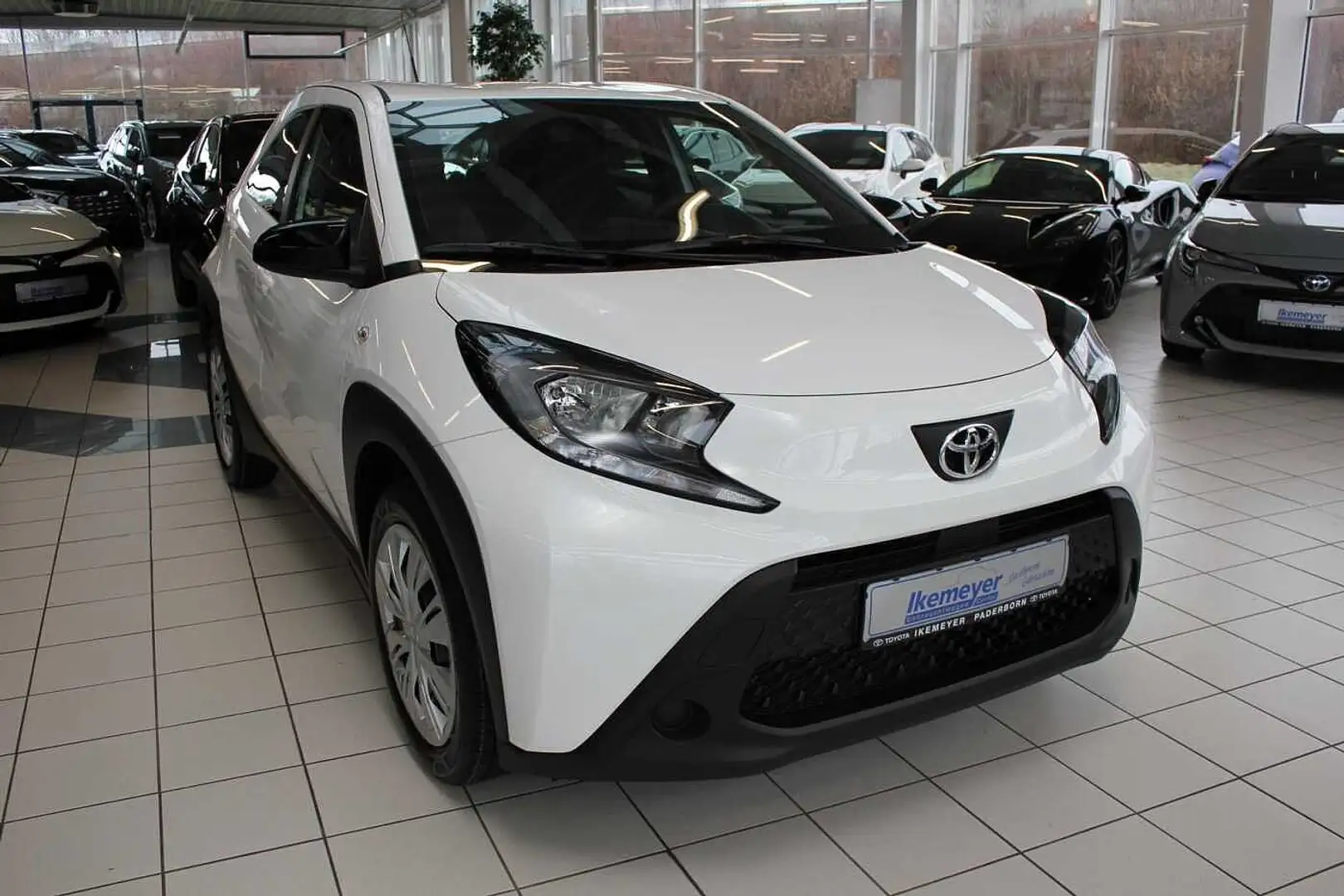 Toyota Aygo X Business Edition S-CVT Automatik Sitzheizung Kli Blanc - 2