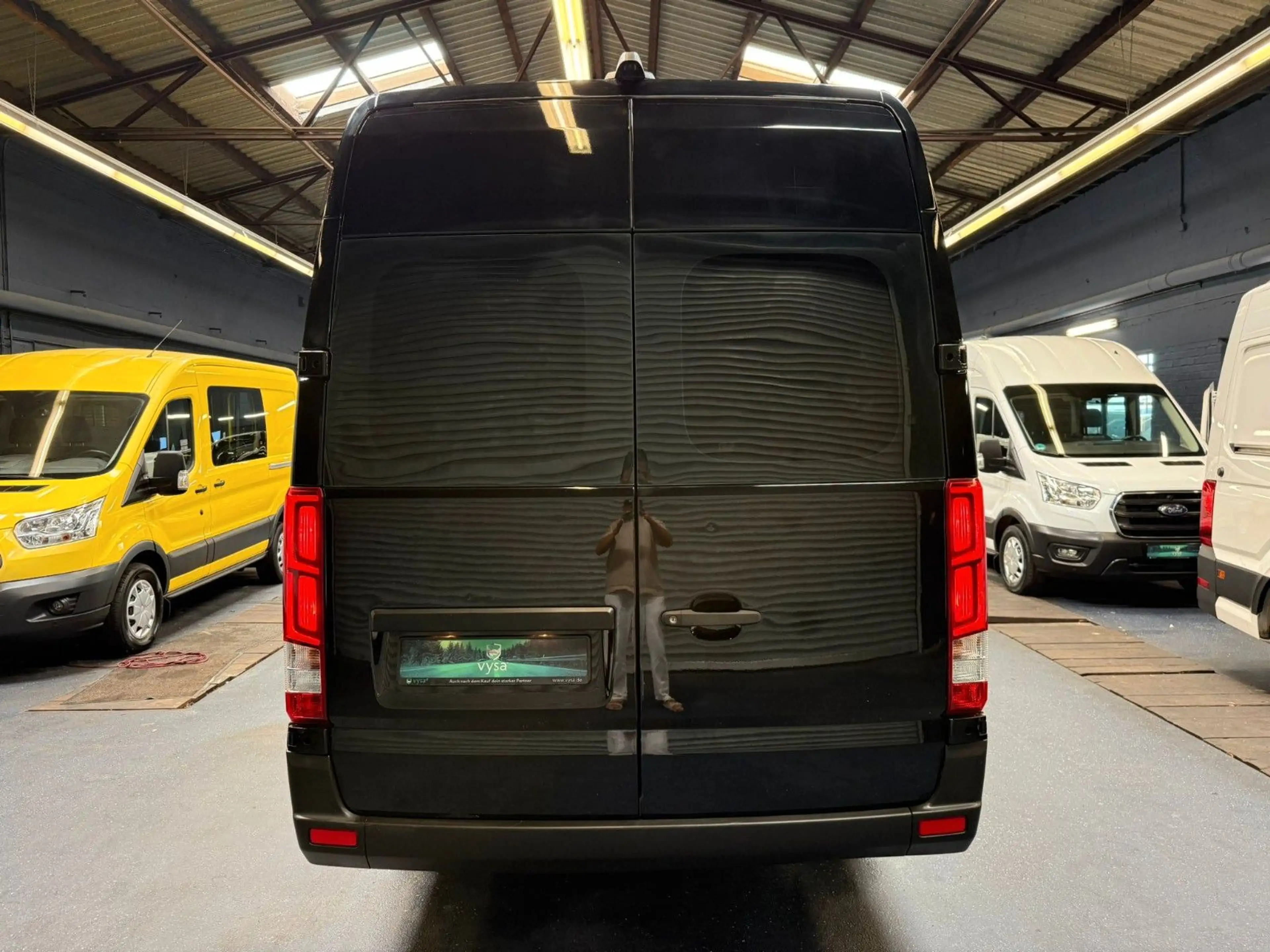Hyundai H 350 REISEBUS 9 SITZE KÜCHE KLIMA R-CAM TEMPOMAT — photo 8