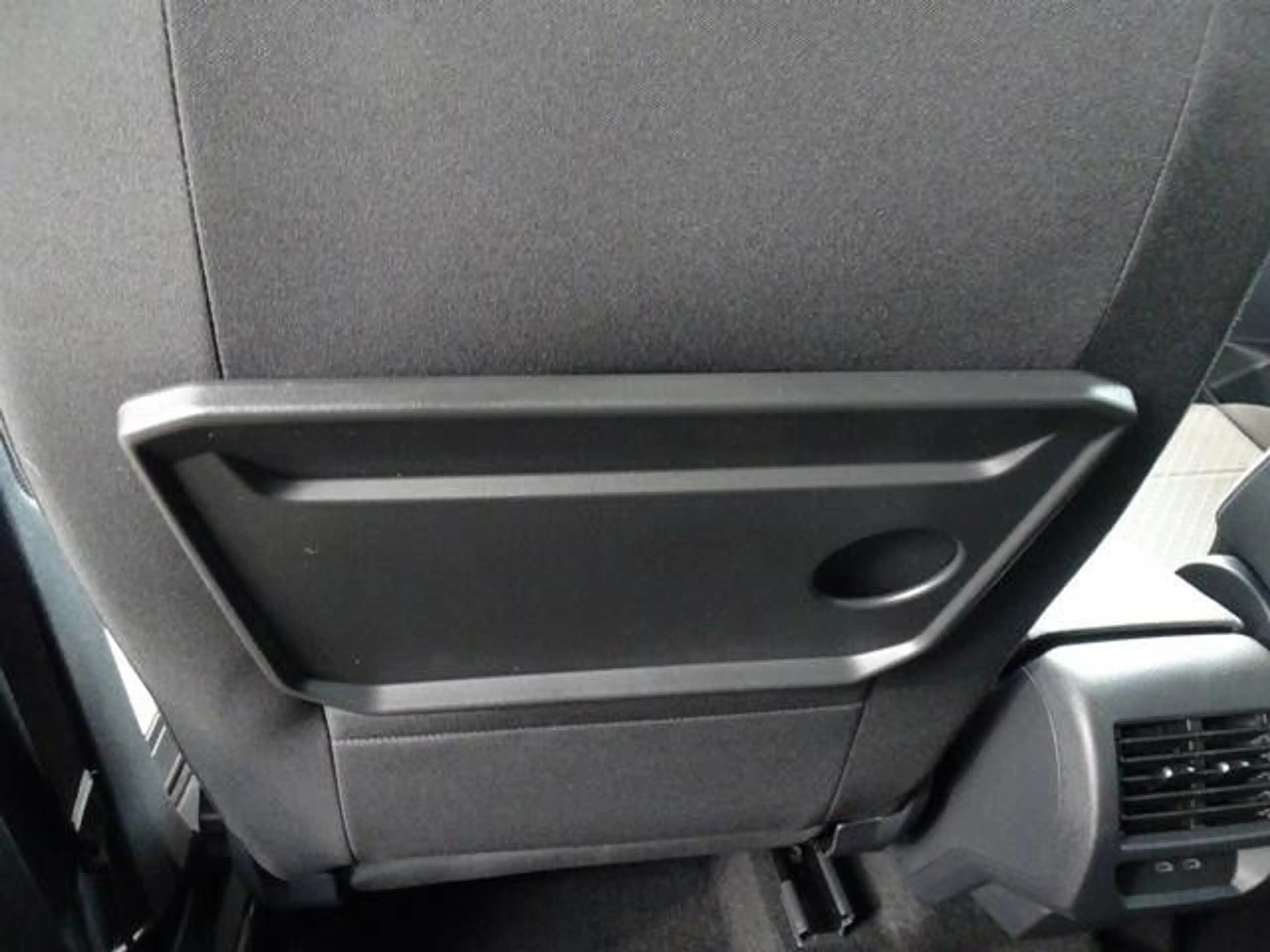 Ford Grand Tourneo Connect Titanium — photo 14