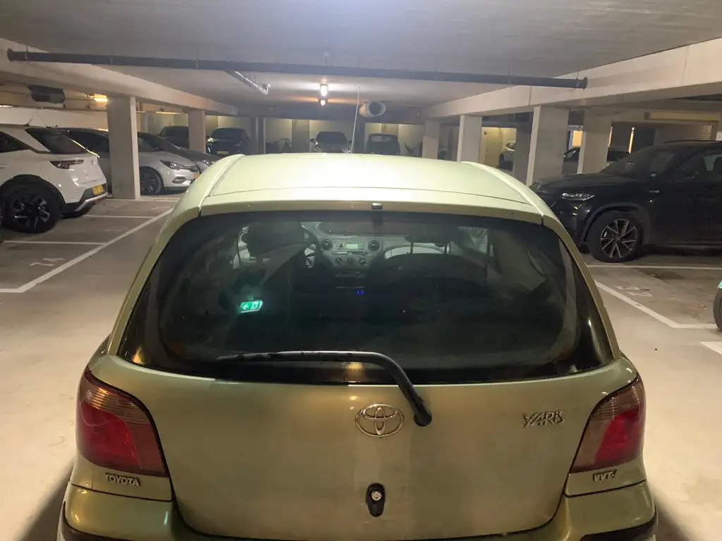 Toyota Yaris 2002 из Европы — купить под ключ