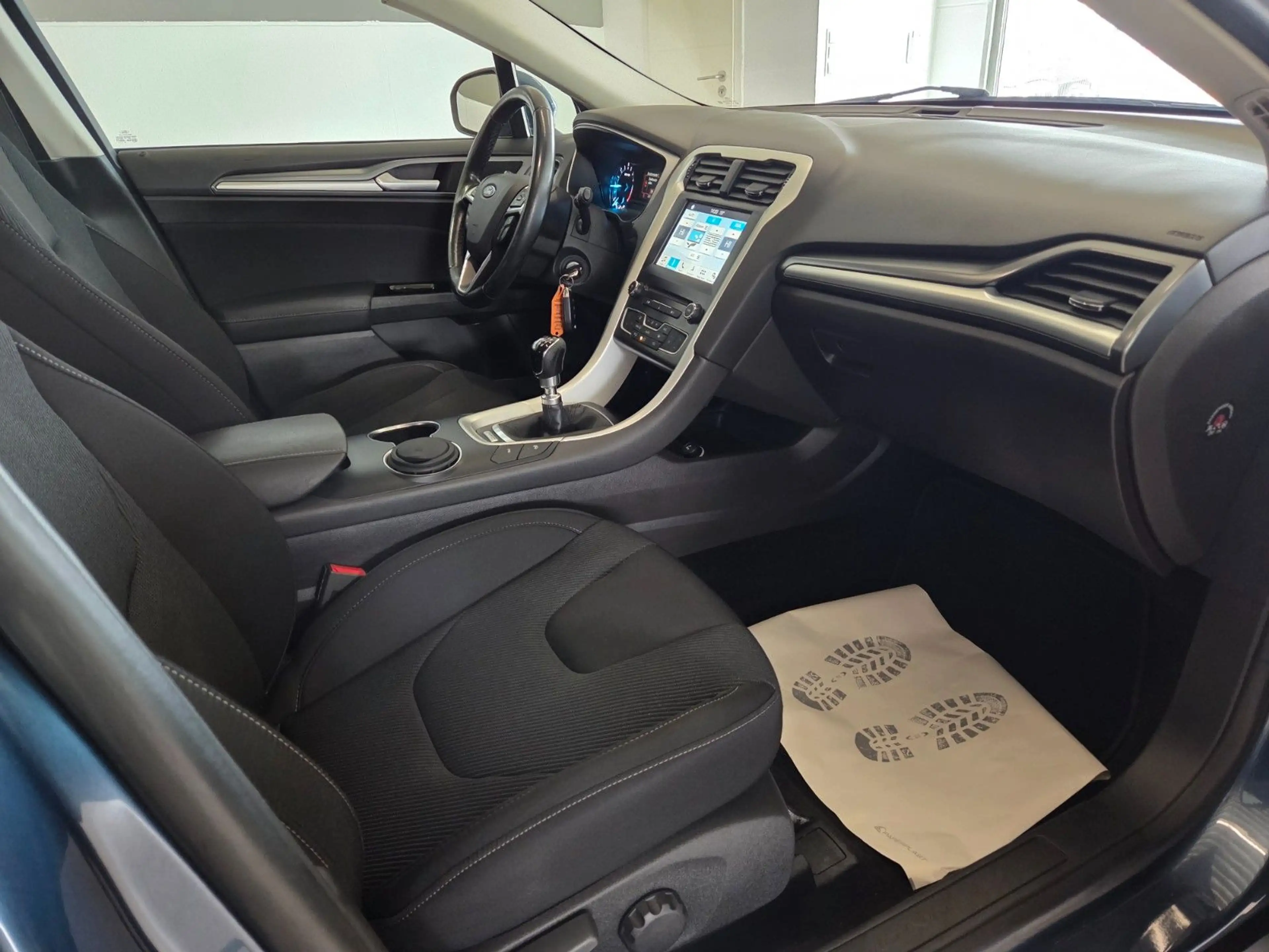 Ford Mondeo Turnier Business Edition — photo 14