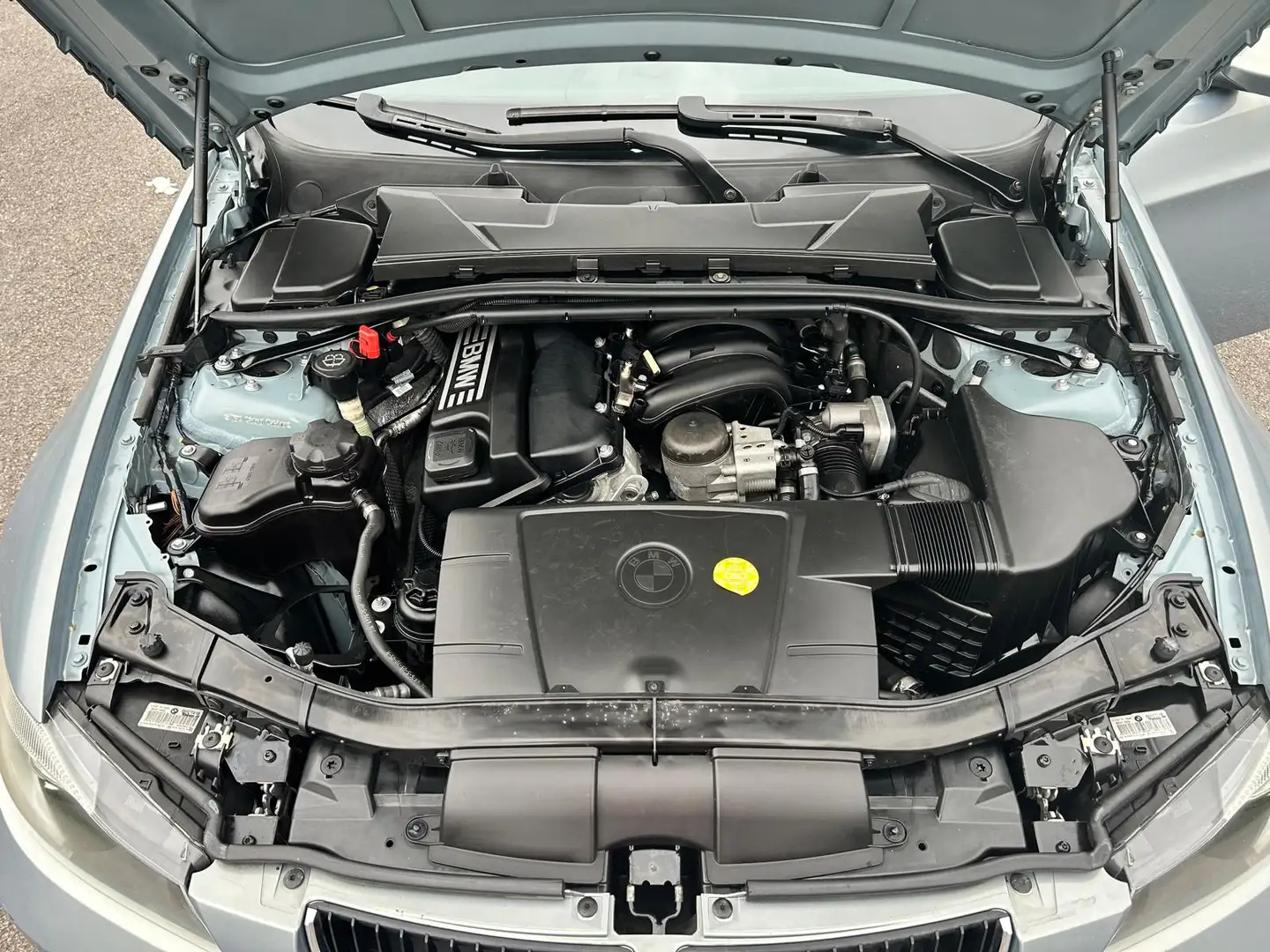 BMW 318 318i Plateado - 2