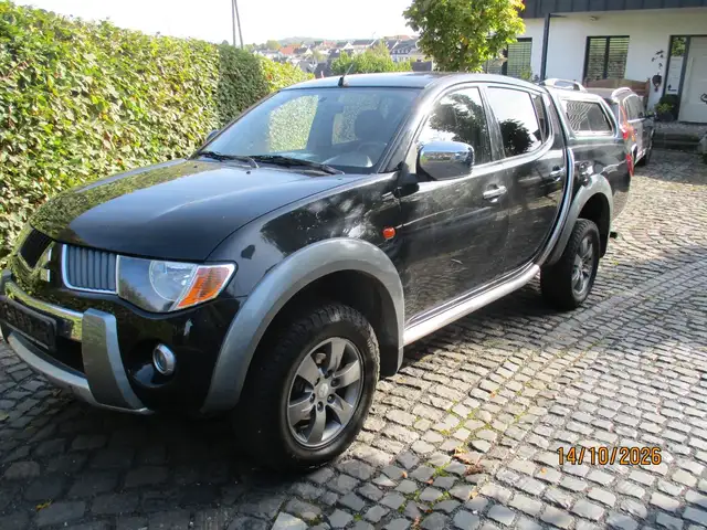 Mitsubishi L200 30 jahre 4WD