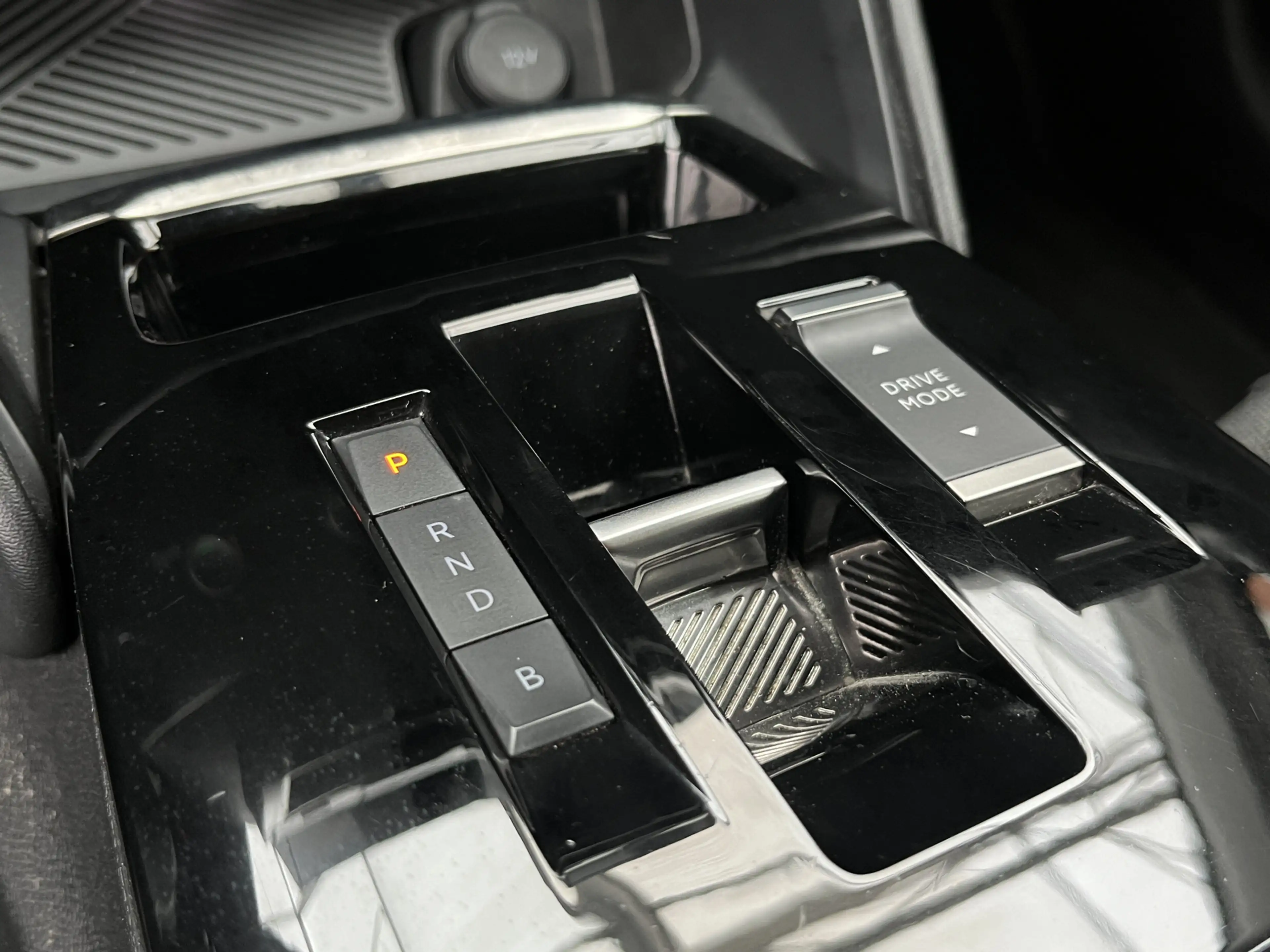 Citroen E-C4 Electric Shine 50 kWh | Keyless | Carplay/Android Auto | Ca — photo 18