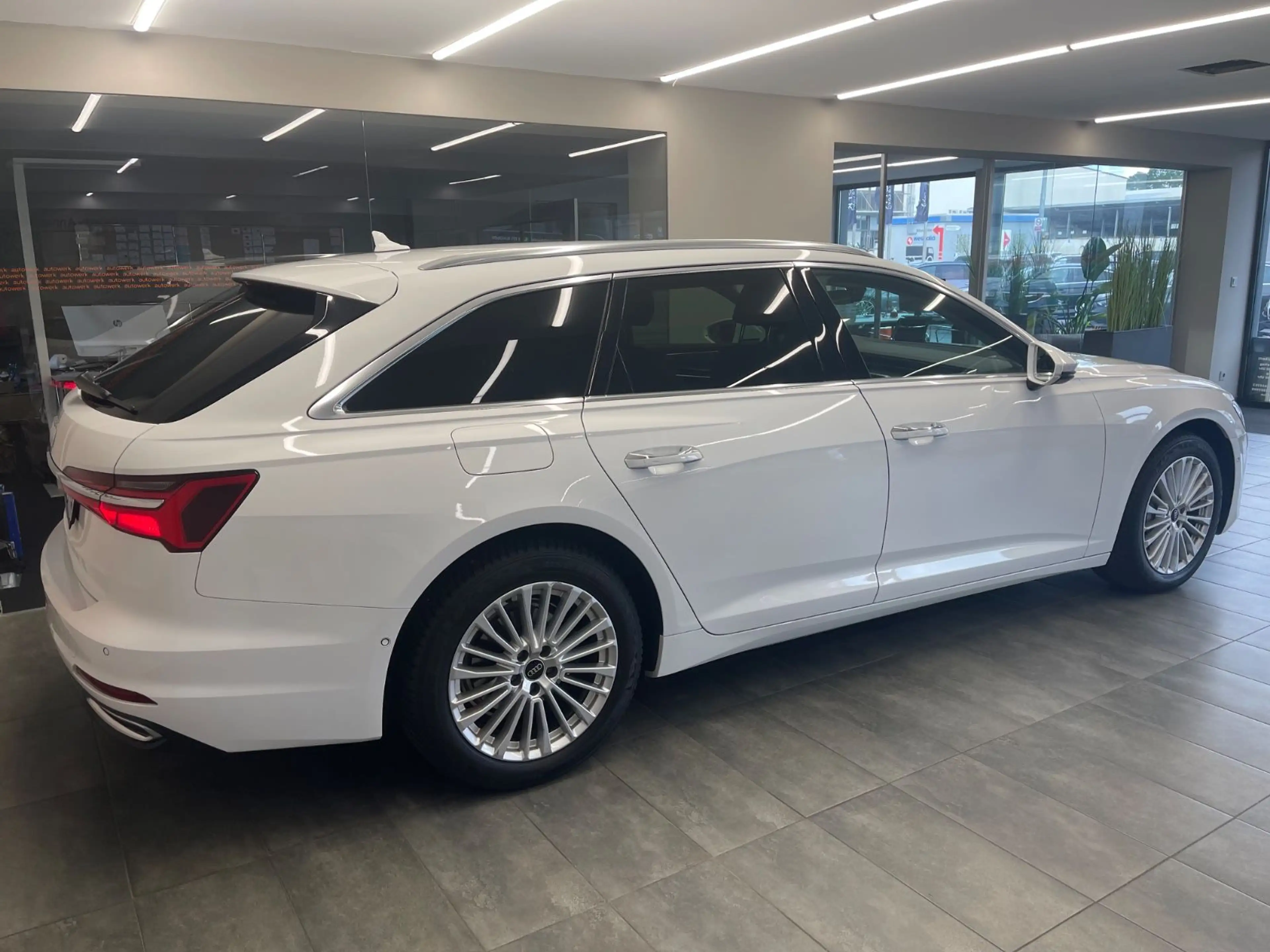 Audi A6 Avant 35 2.0 TDI design*1.HD/Stronic/LED/Navi — photo 4
