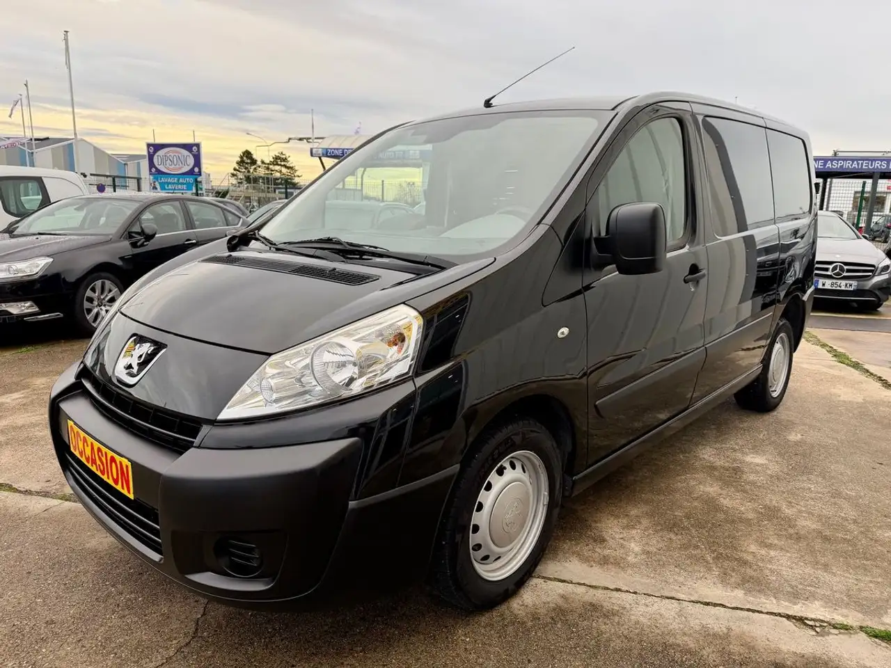 Peugeot Expert 2.0 HDI 128CH / DISTRI NEUVE / PAS DE TV