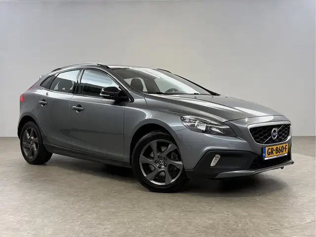 Volvo V40 view 6