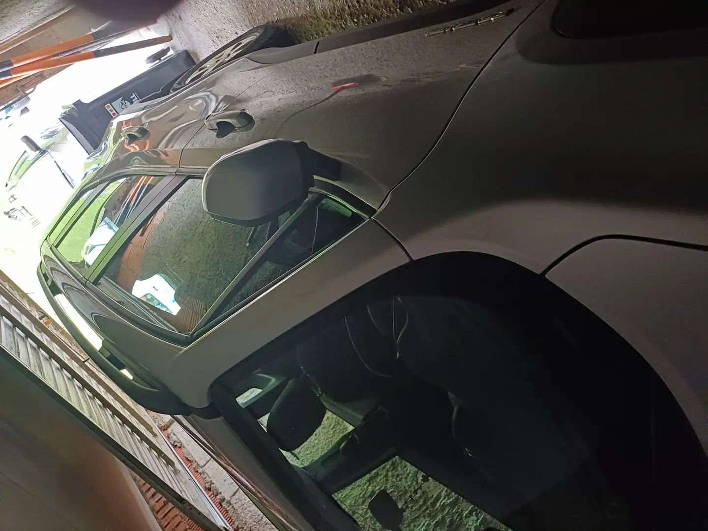 Jeep Renegade 2,0 MultiJet II 120 Limited AWD Grau - 2