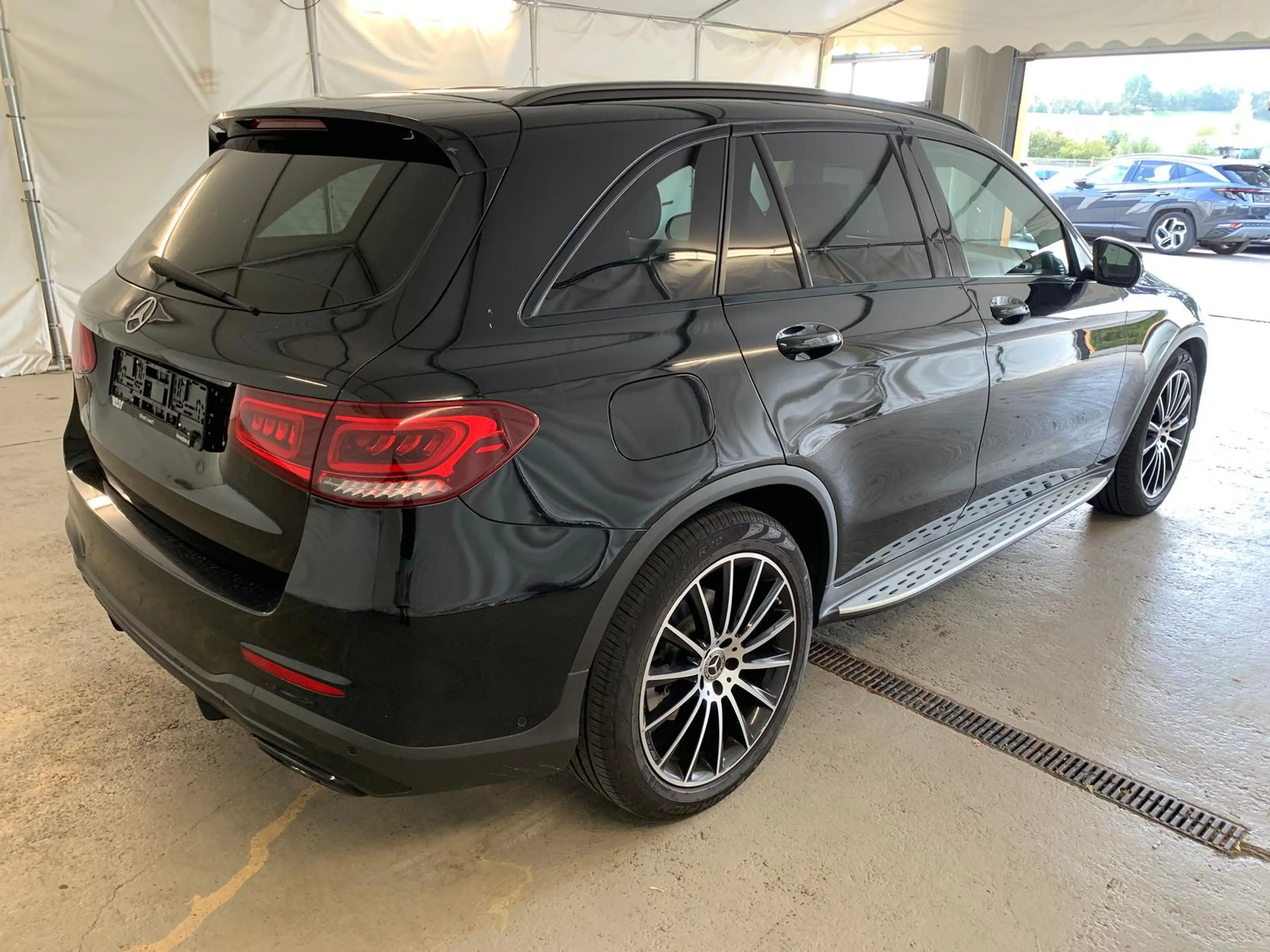 Mercedes-Benz GLC 400 2x AMG Line 4M HeadUp VirCockp Pano 360K — photo 6