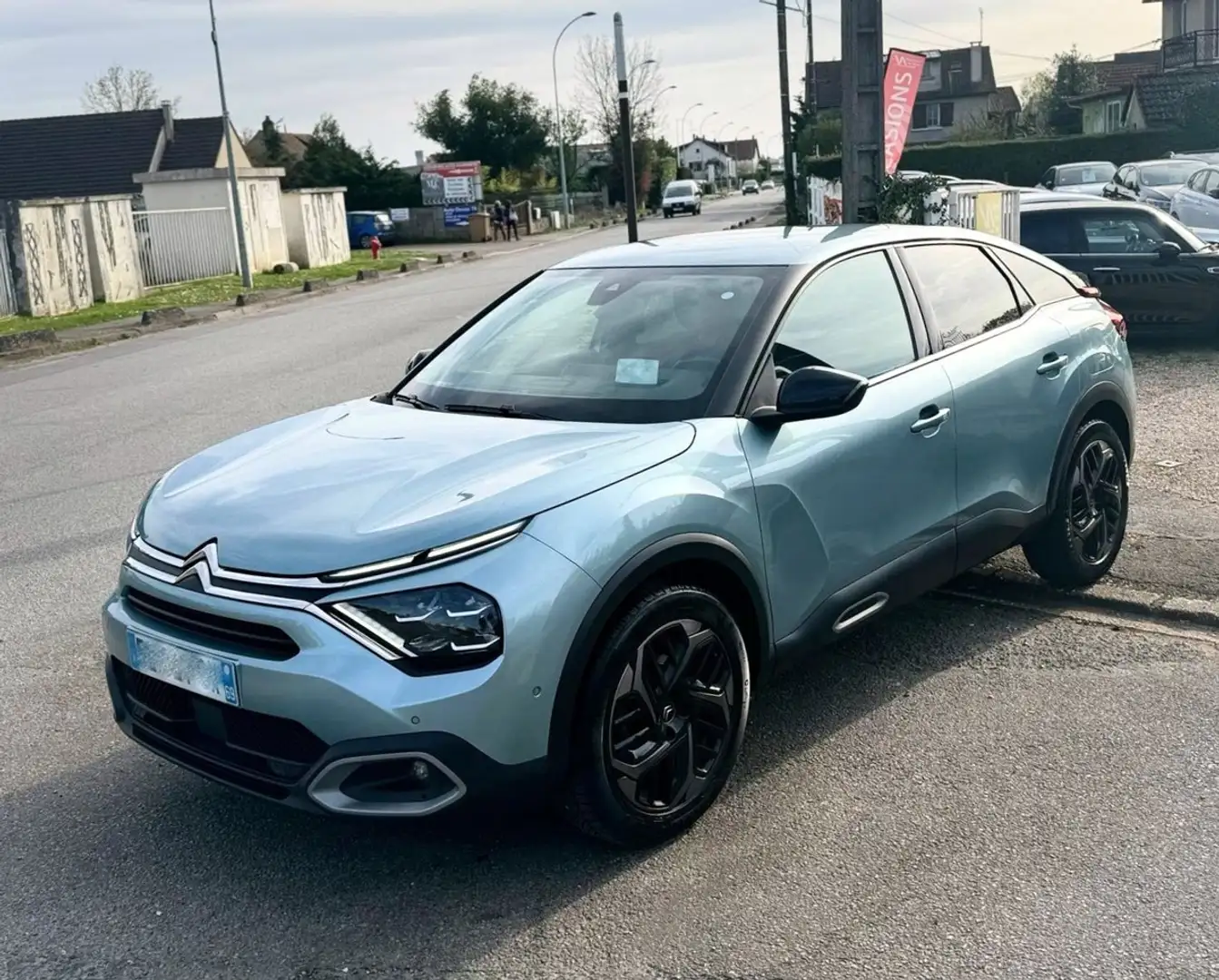 Citroen C4 SHINE 1.2 PT 130CV 9159HT ENTRETIEN COMPLET ET A J Bleu - 1