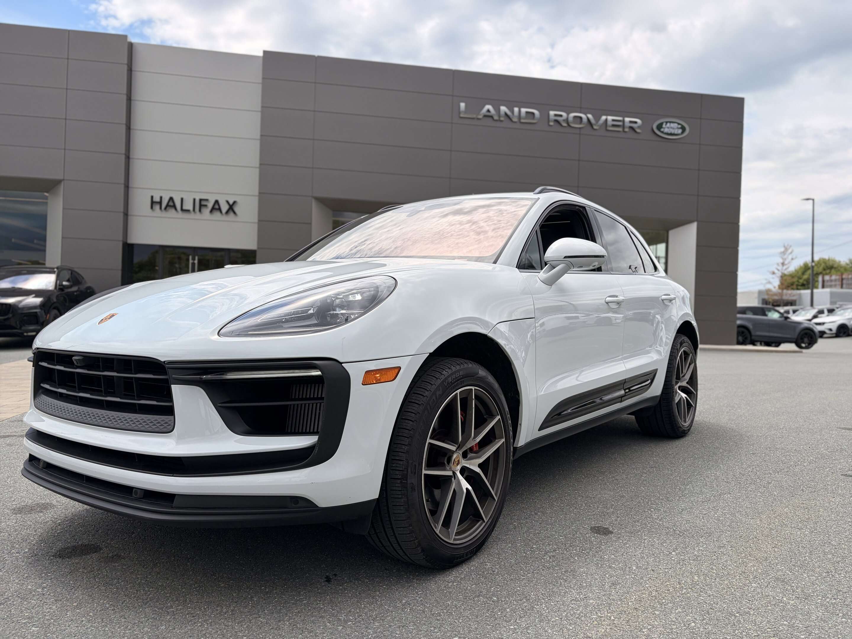 2023 Porsche Macan S