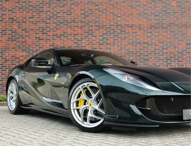 Ferrari 812 view 6